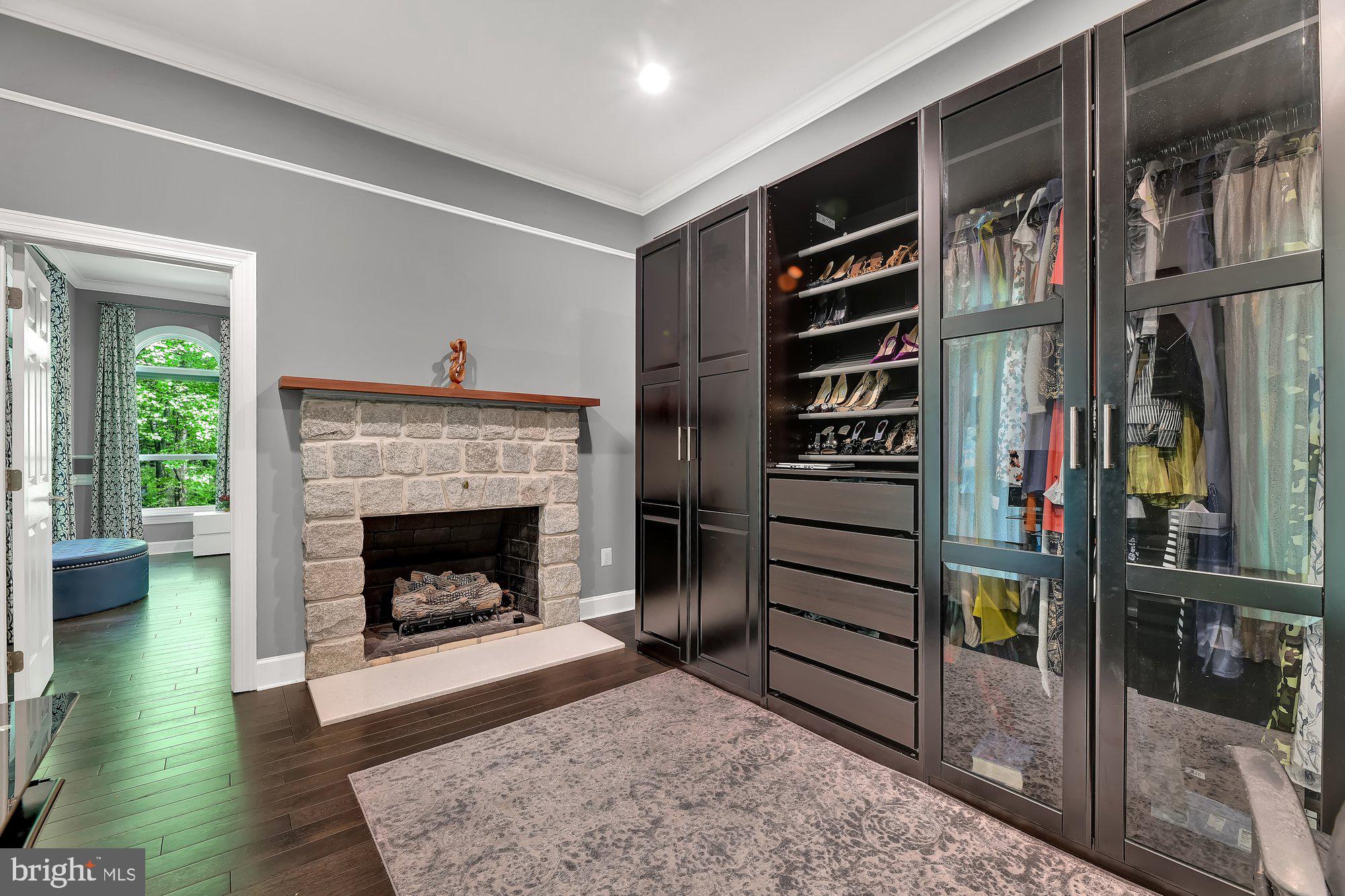 PADONIA WOODS - Residential