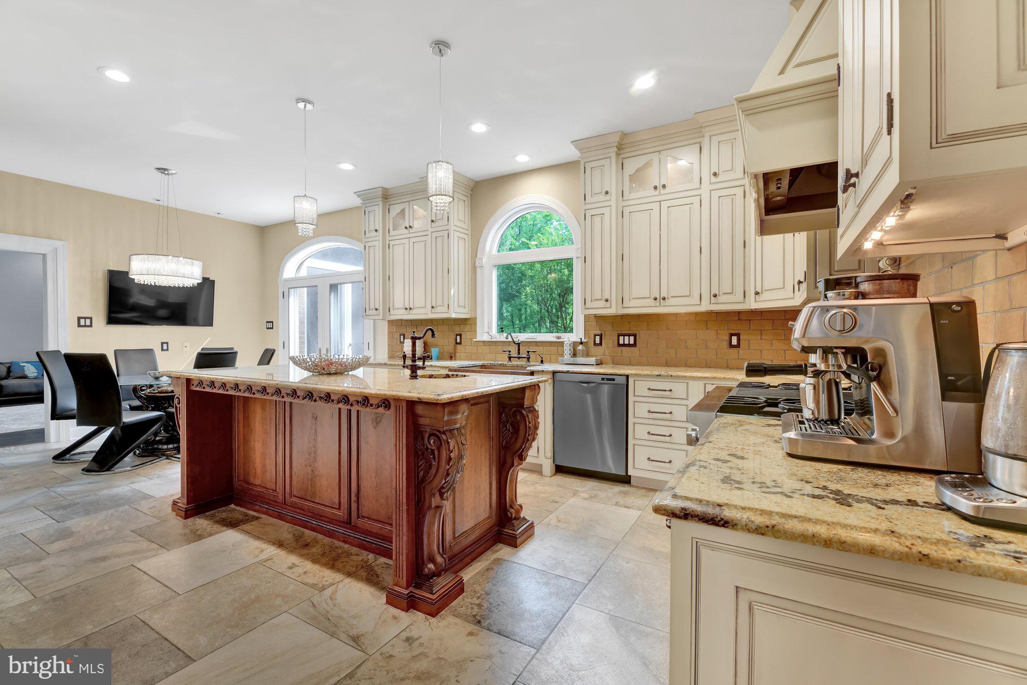 PADONIA WOODS - Residential