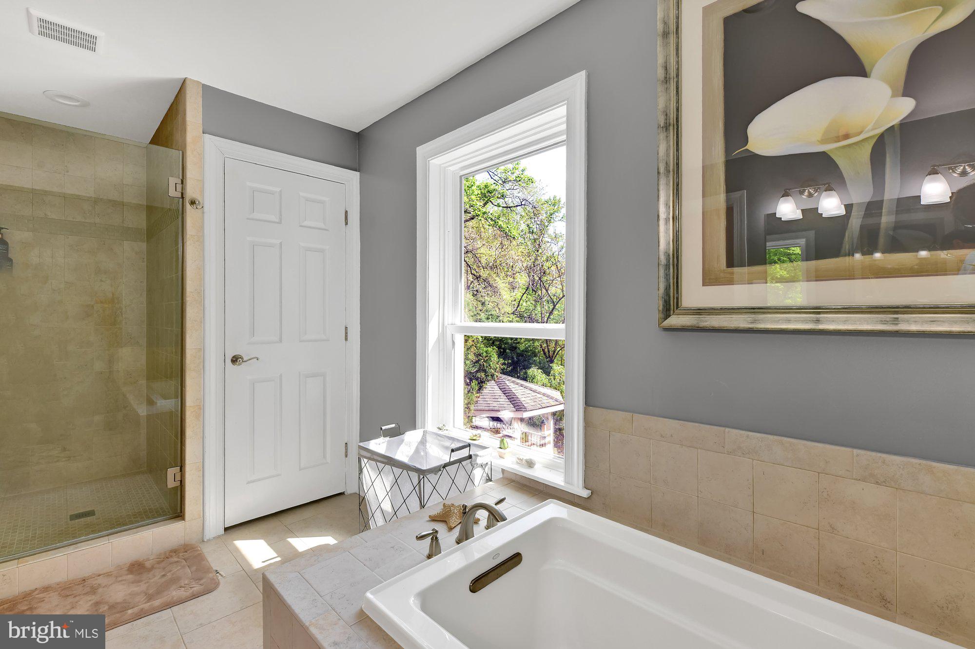 PADONIA WOODS - Residential