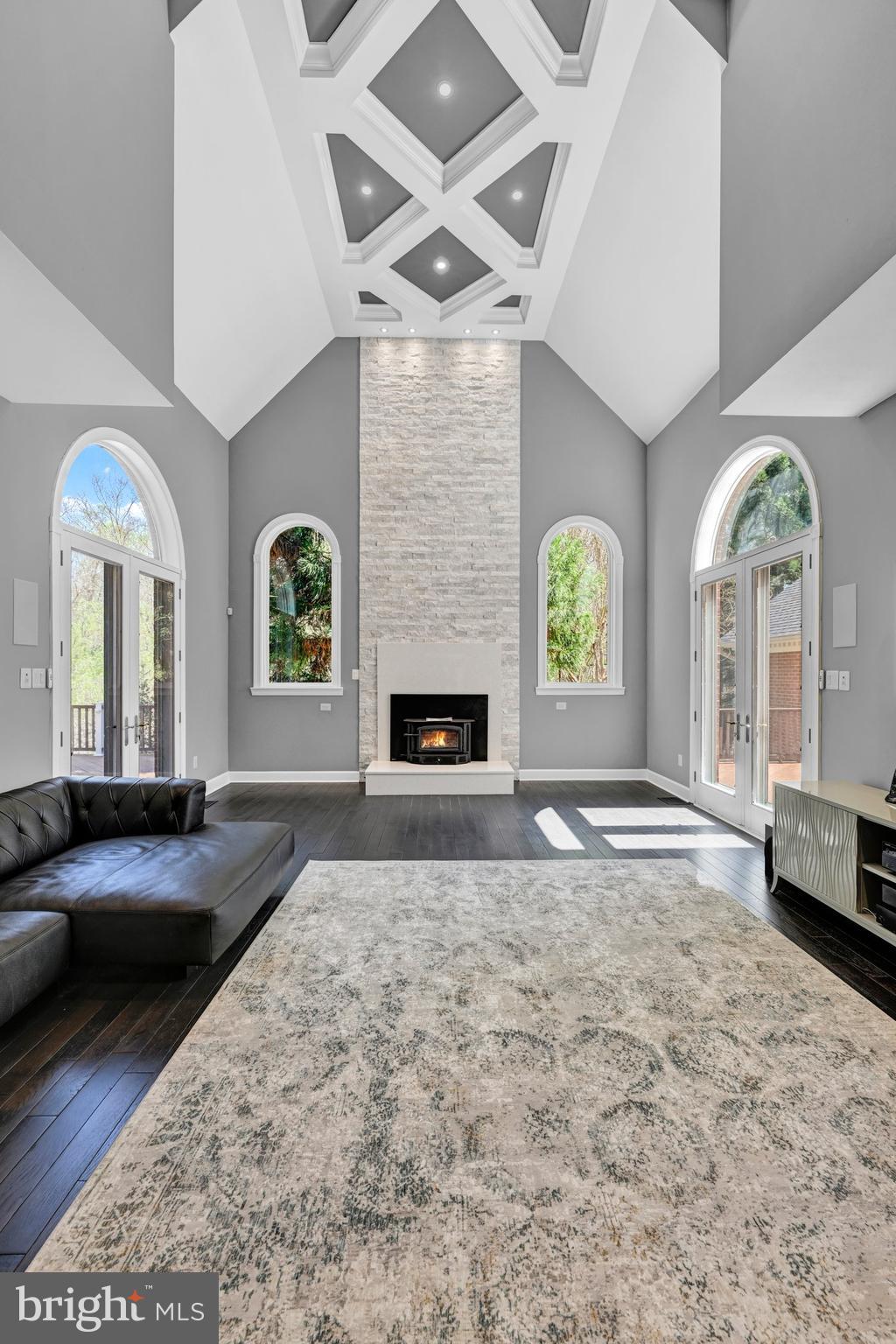 PADONIA WOODS - Residential