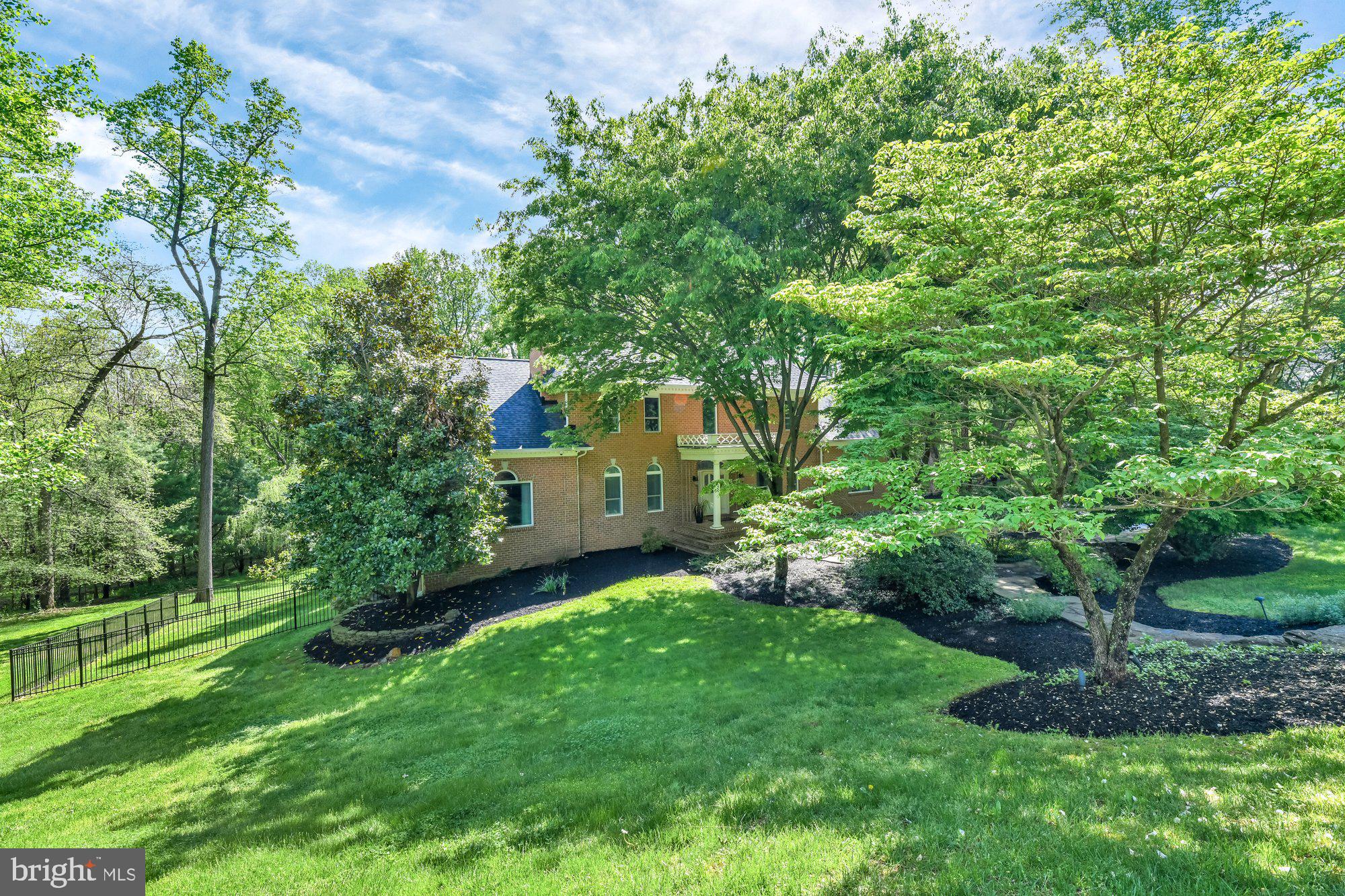 PADONIA WOODS - Residential