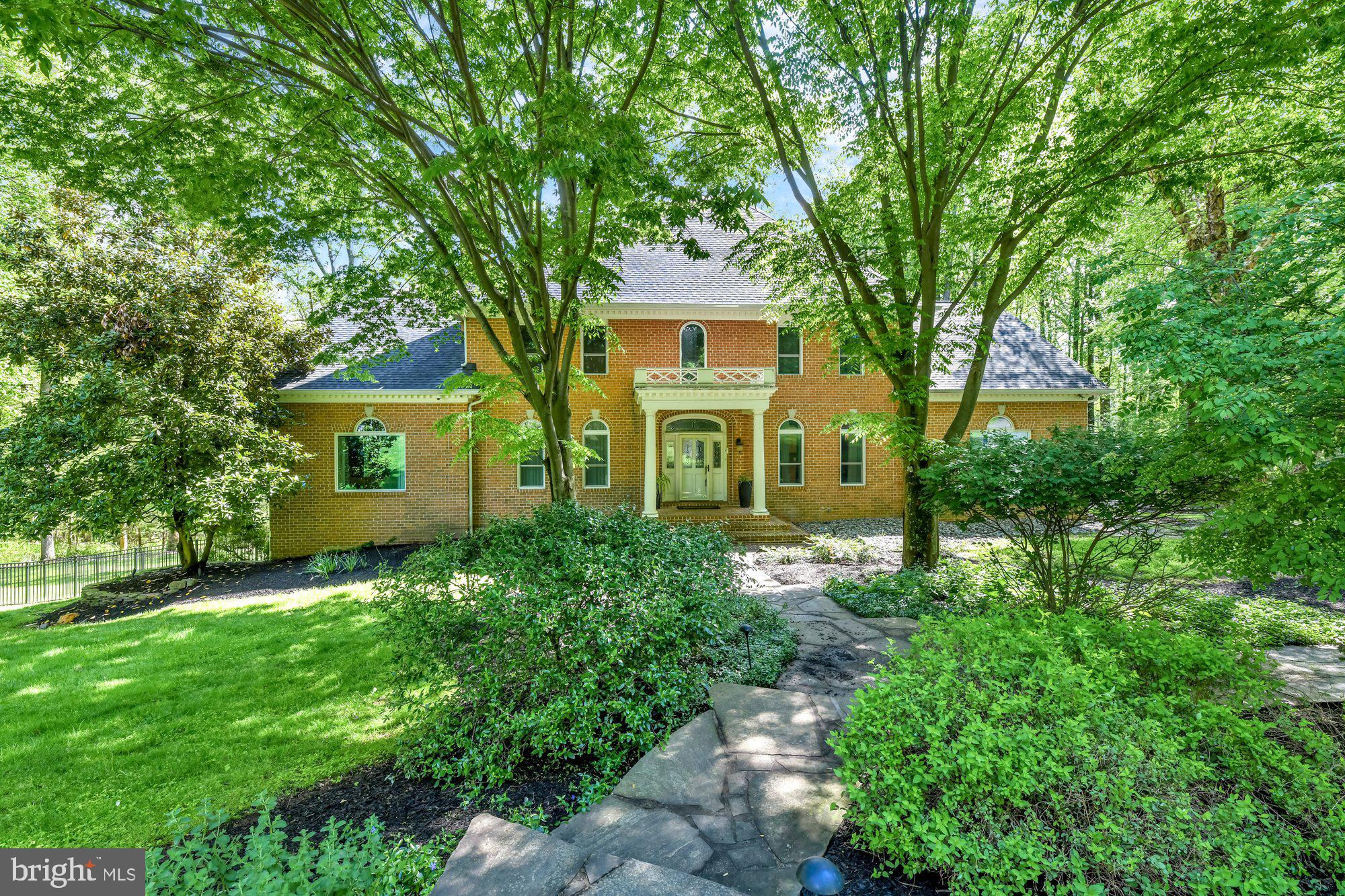 PADONIA WOODS - Residential