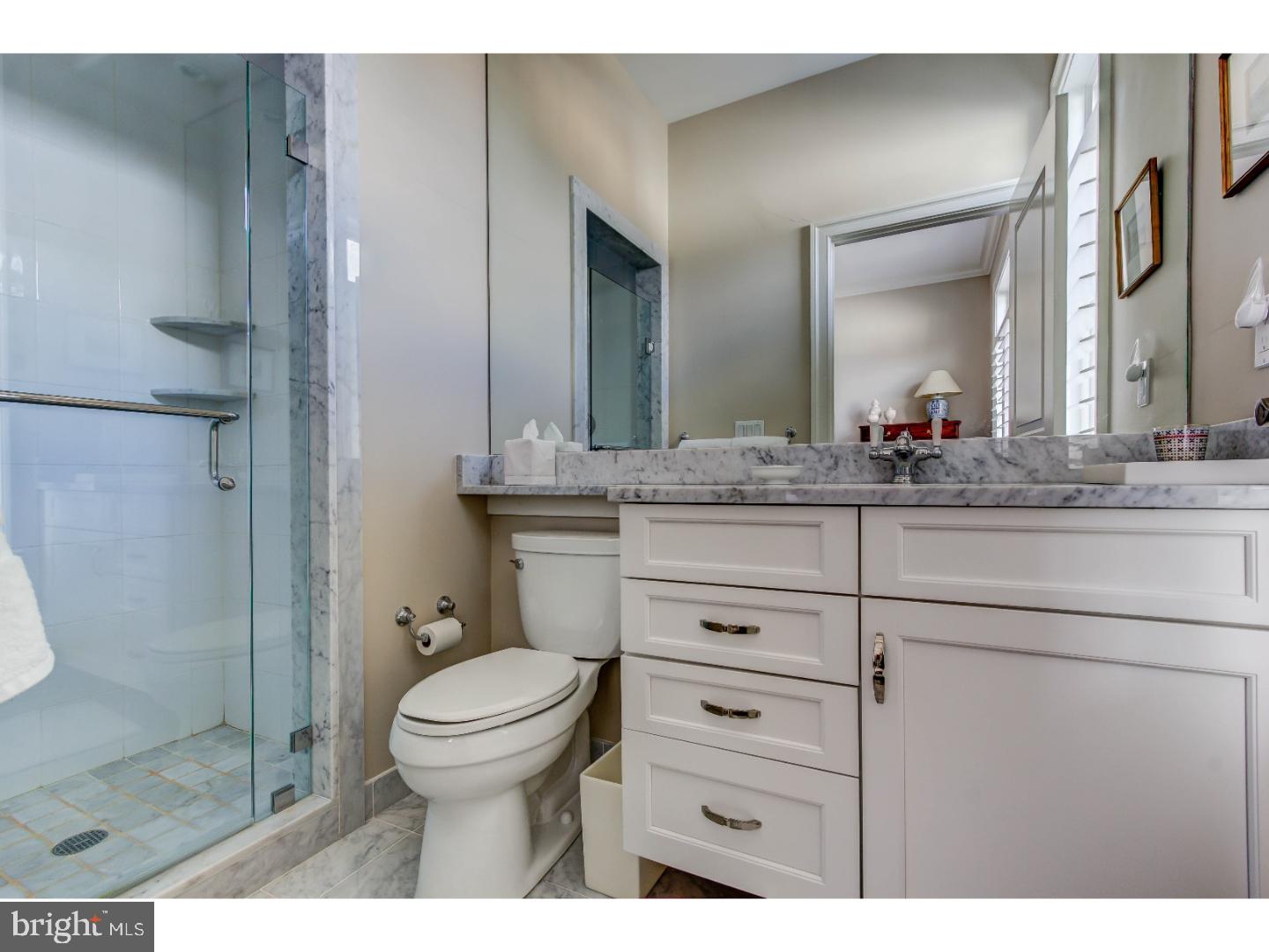 LOUELLA - Residential