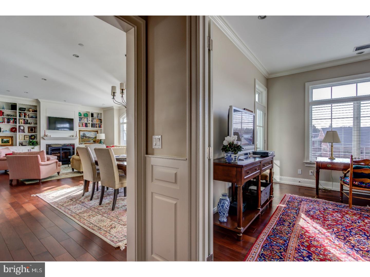 LOUELLA - Residential