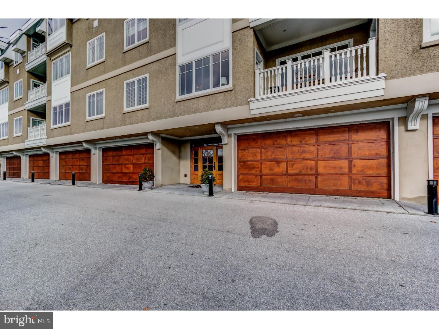 LOUELLA - Residential