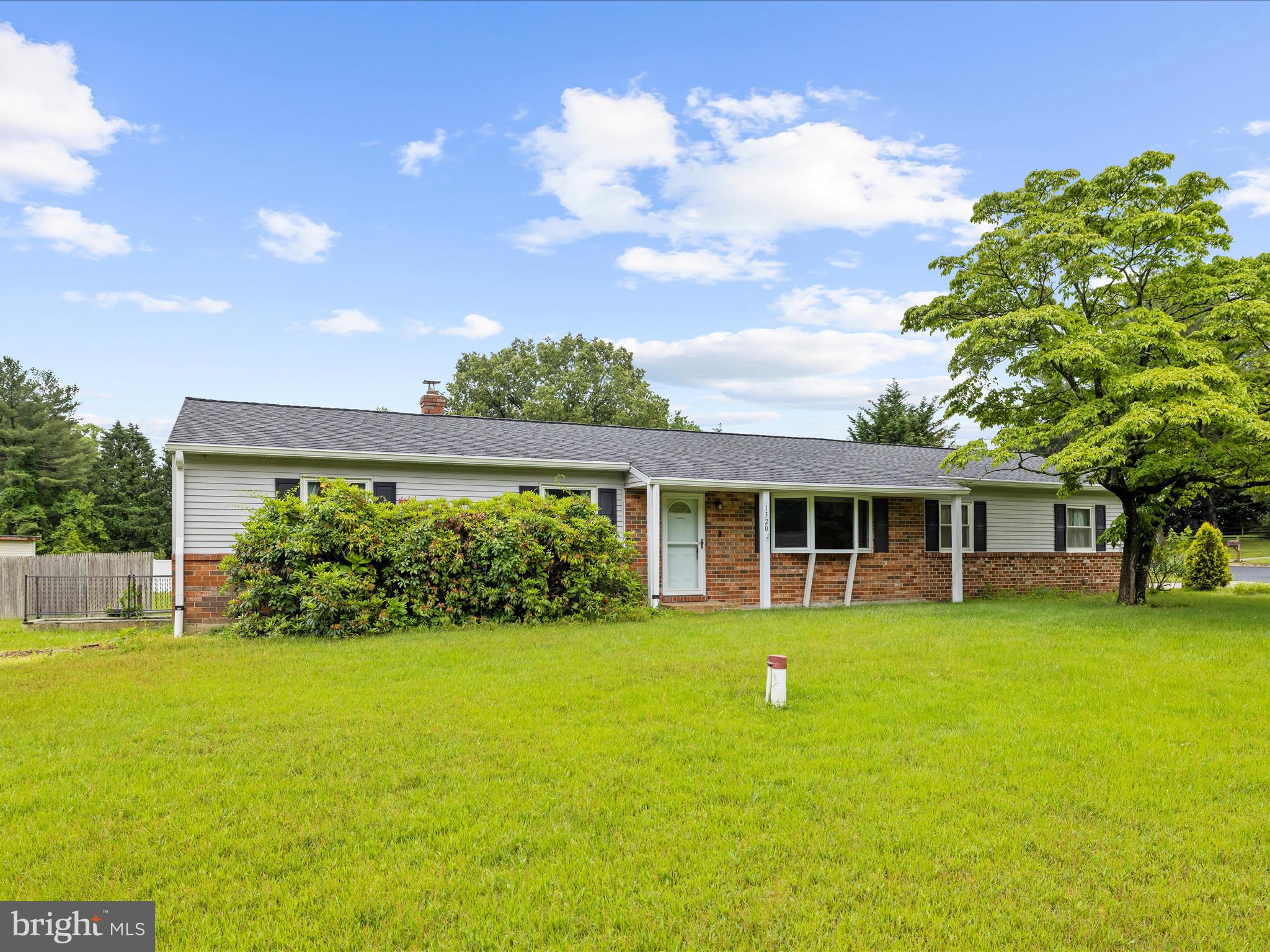 1320 ASHBURTON DRIVE