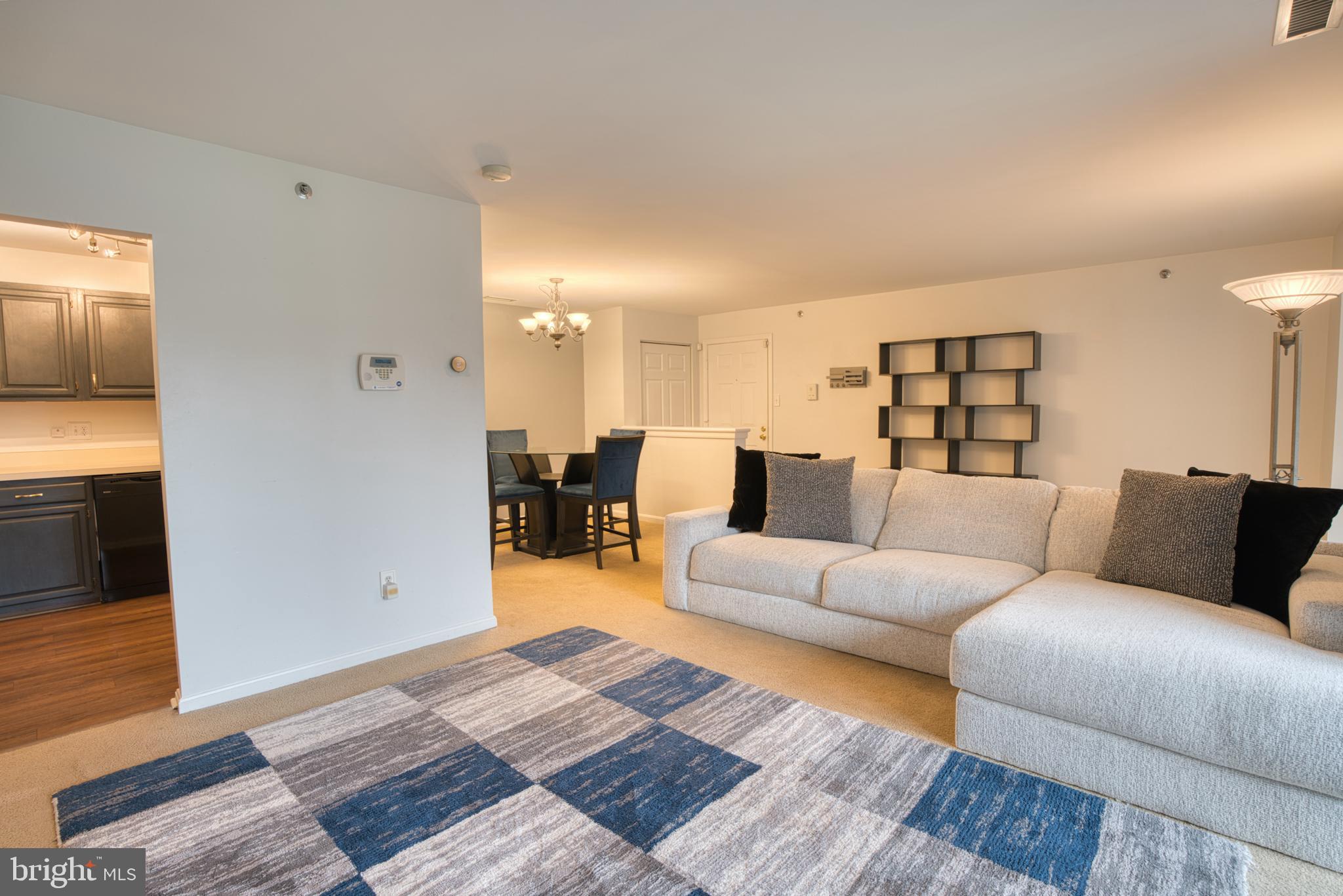 RAINFLOWER/LOVETON - Residential