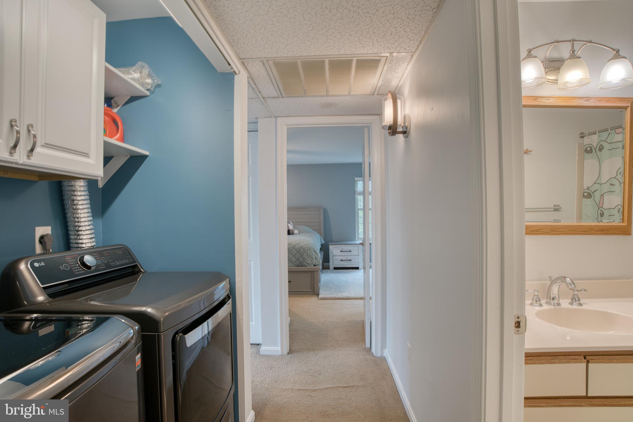 RAINFLOWER/LOVETON - Residential