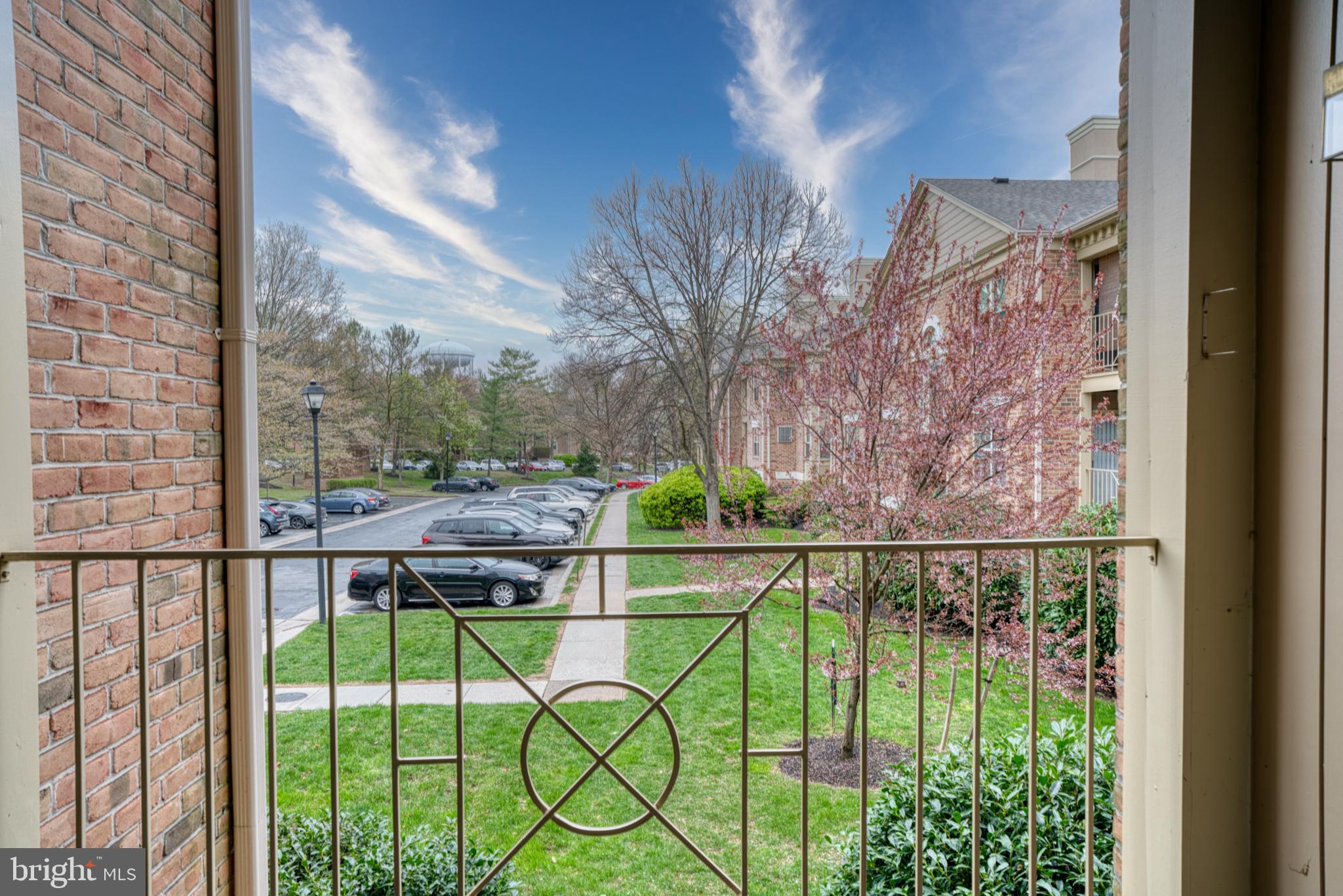 RAINFLOWER/LOVETON - Residential