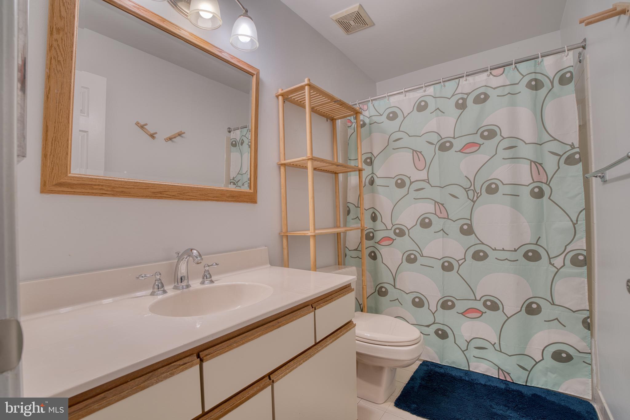 RAINFLOWER/LOVETON - Residential