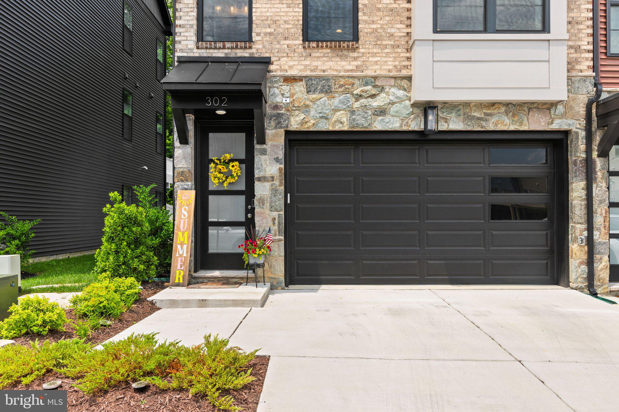 302 ALLUVIUM DR