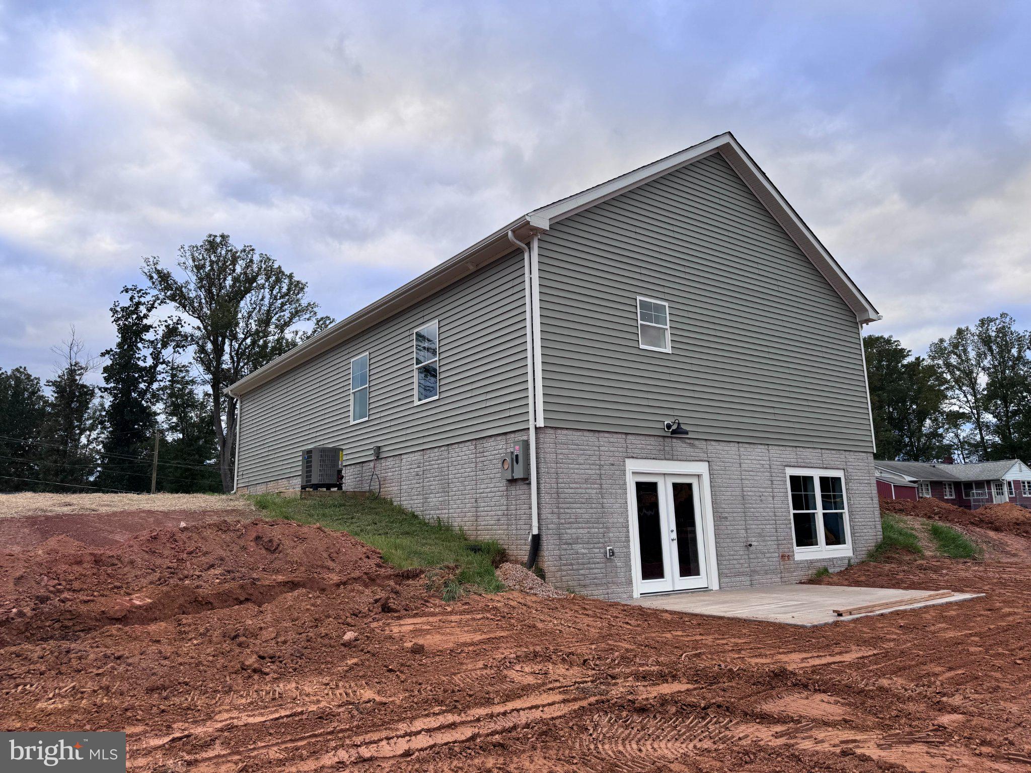 9261 OLD TURNPIKE ROAD
