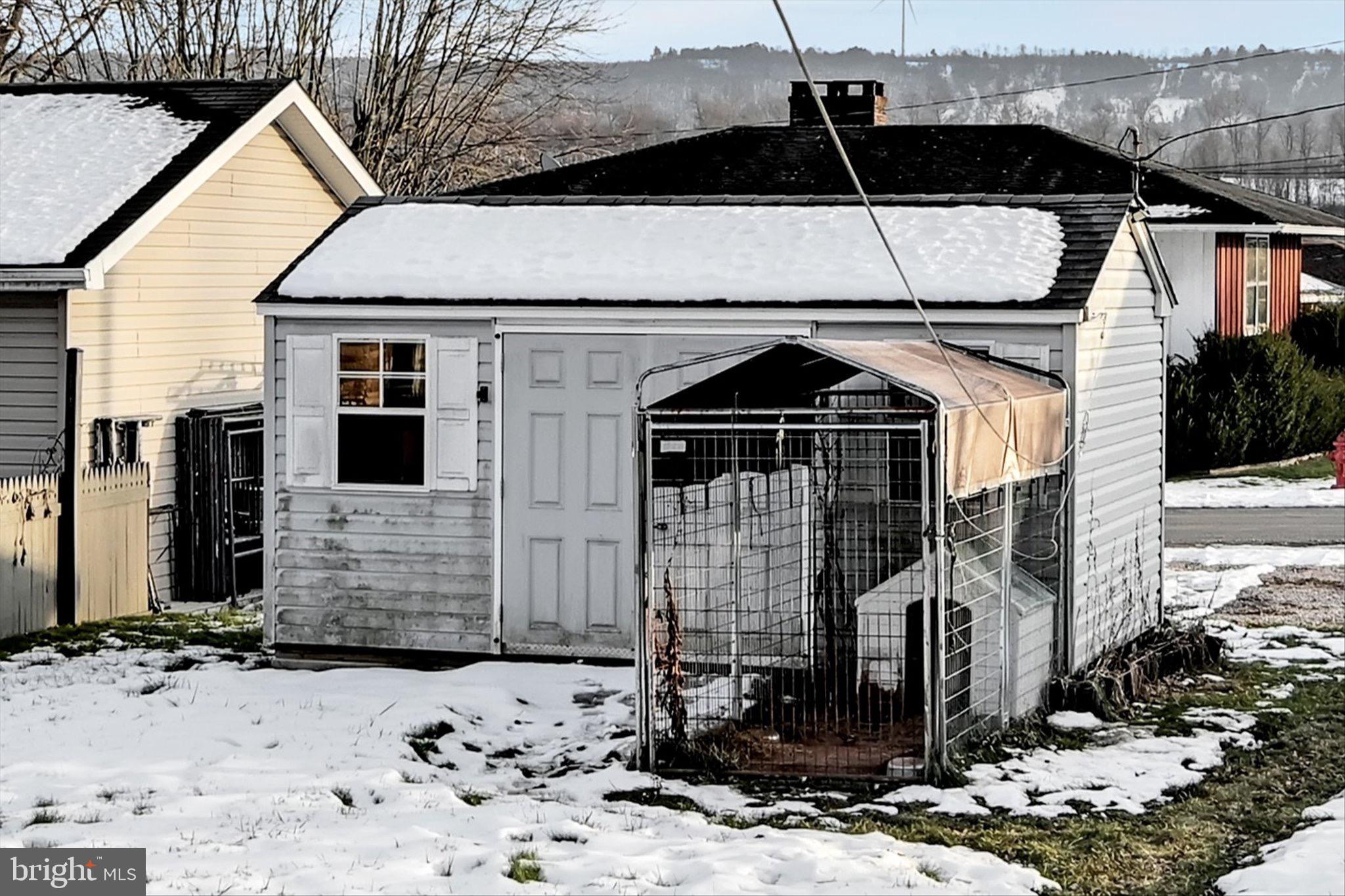 RINGTOWN - Residential