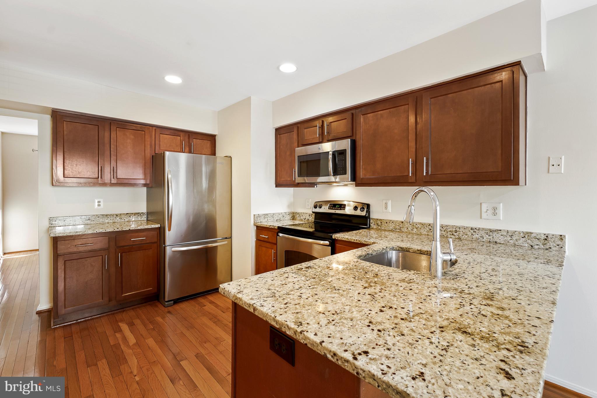 7833 CODDLE HARBOR LANE 28