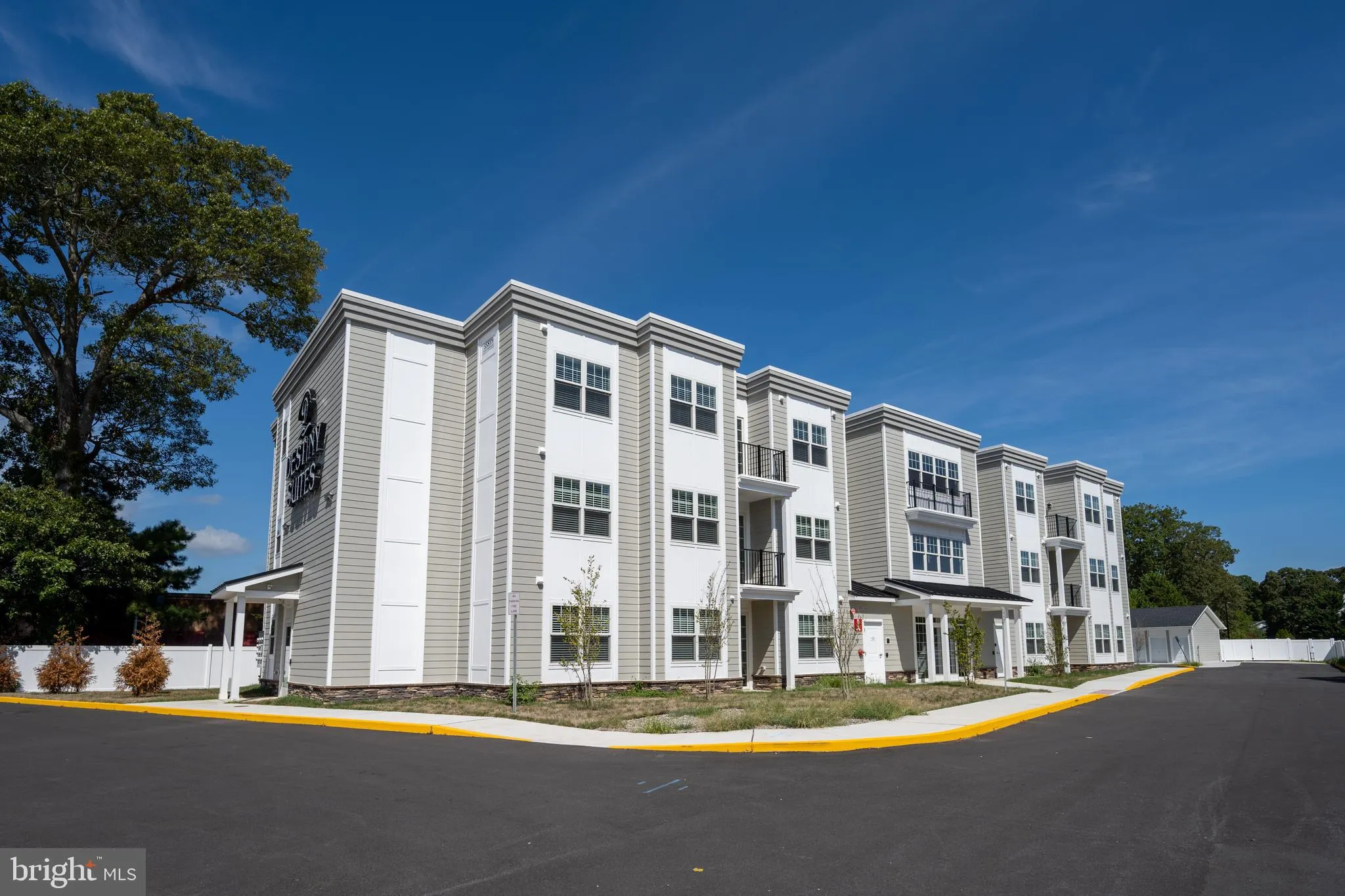 Rehoboth Beach, Delaware 19971, United States, 2 Bedrooms Bedrooms, ,2 BathroomsBathrooms,Residential,Active,51933