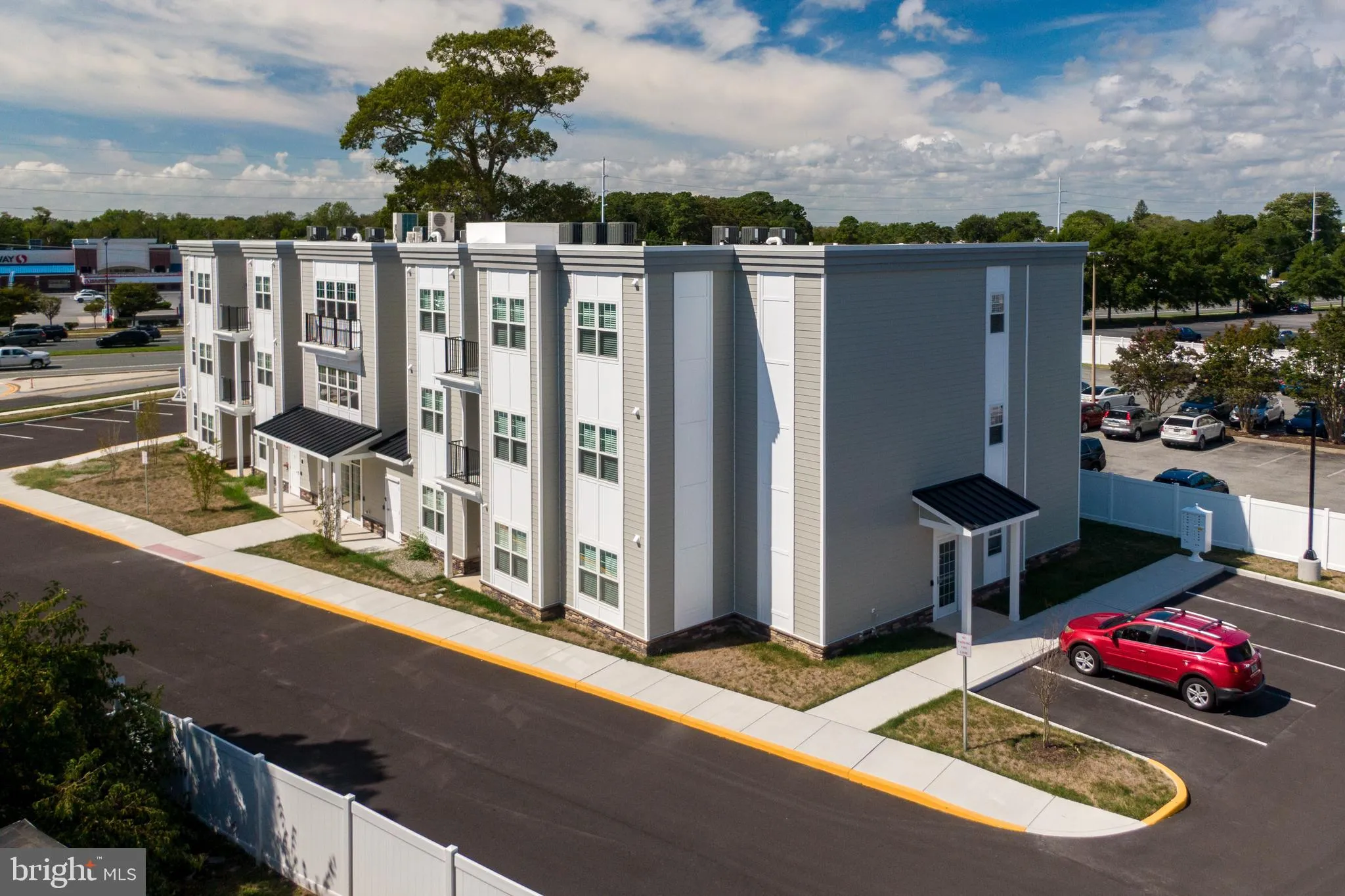 Rehoboth Beach, Delaware 19971, United States, 2 Bedrooms Bedrooms, ,2 BathroomsBathrooms,Residential,Active,51933