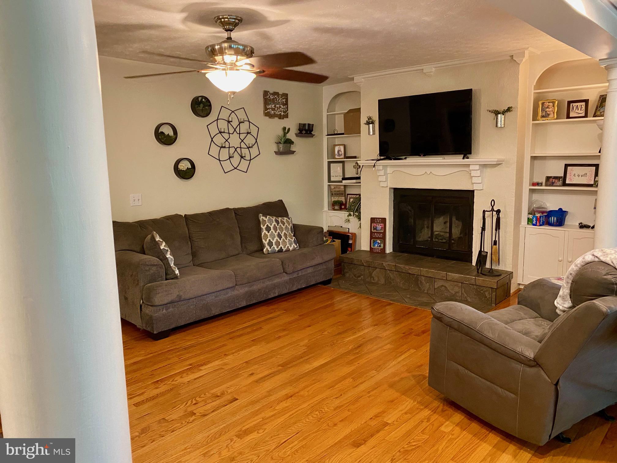 LAKE HOLIDAY ESTATES - Residential