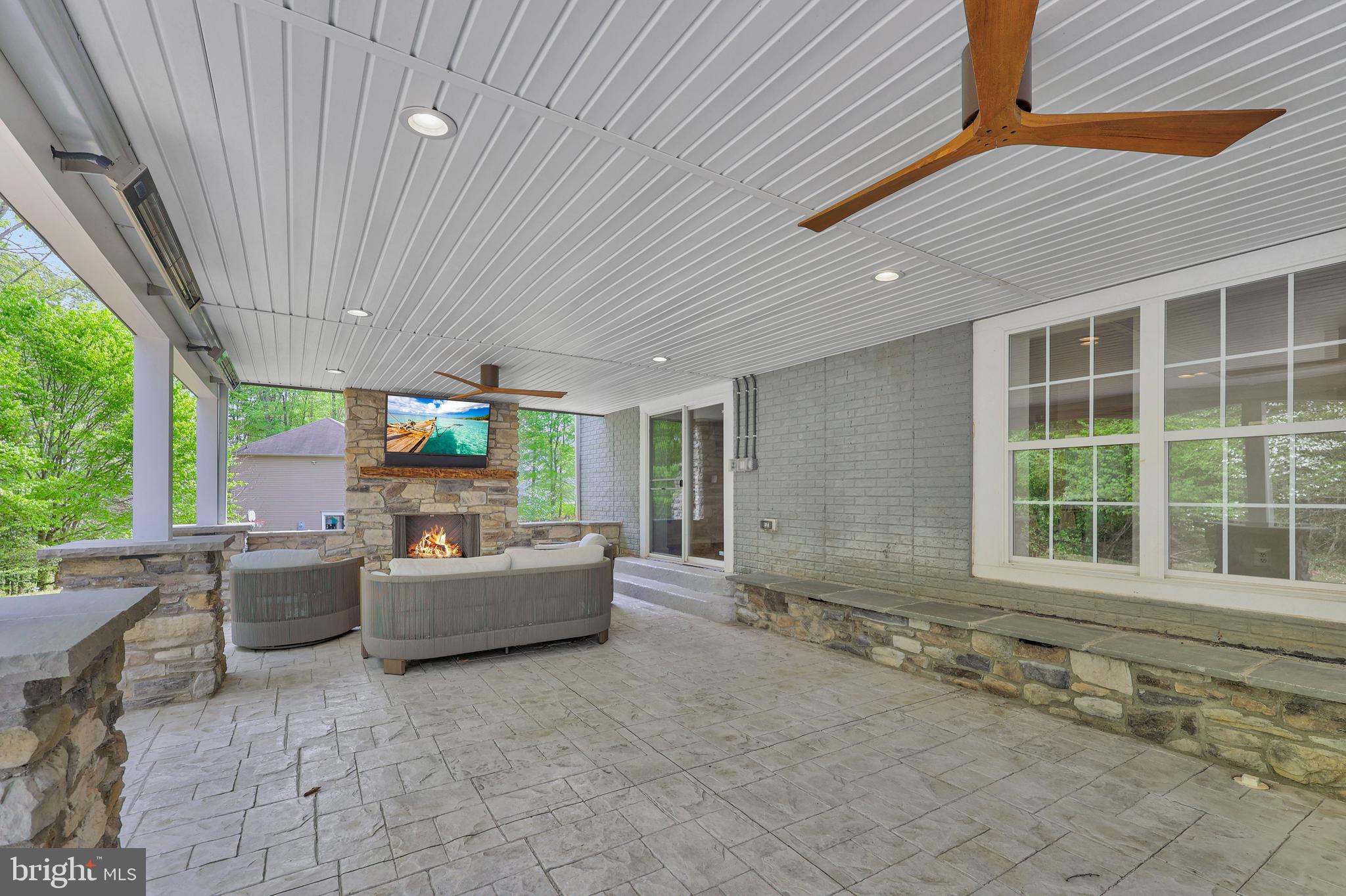 STUARTS CROSSING - Residential