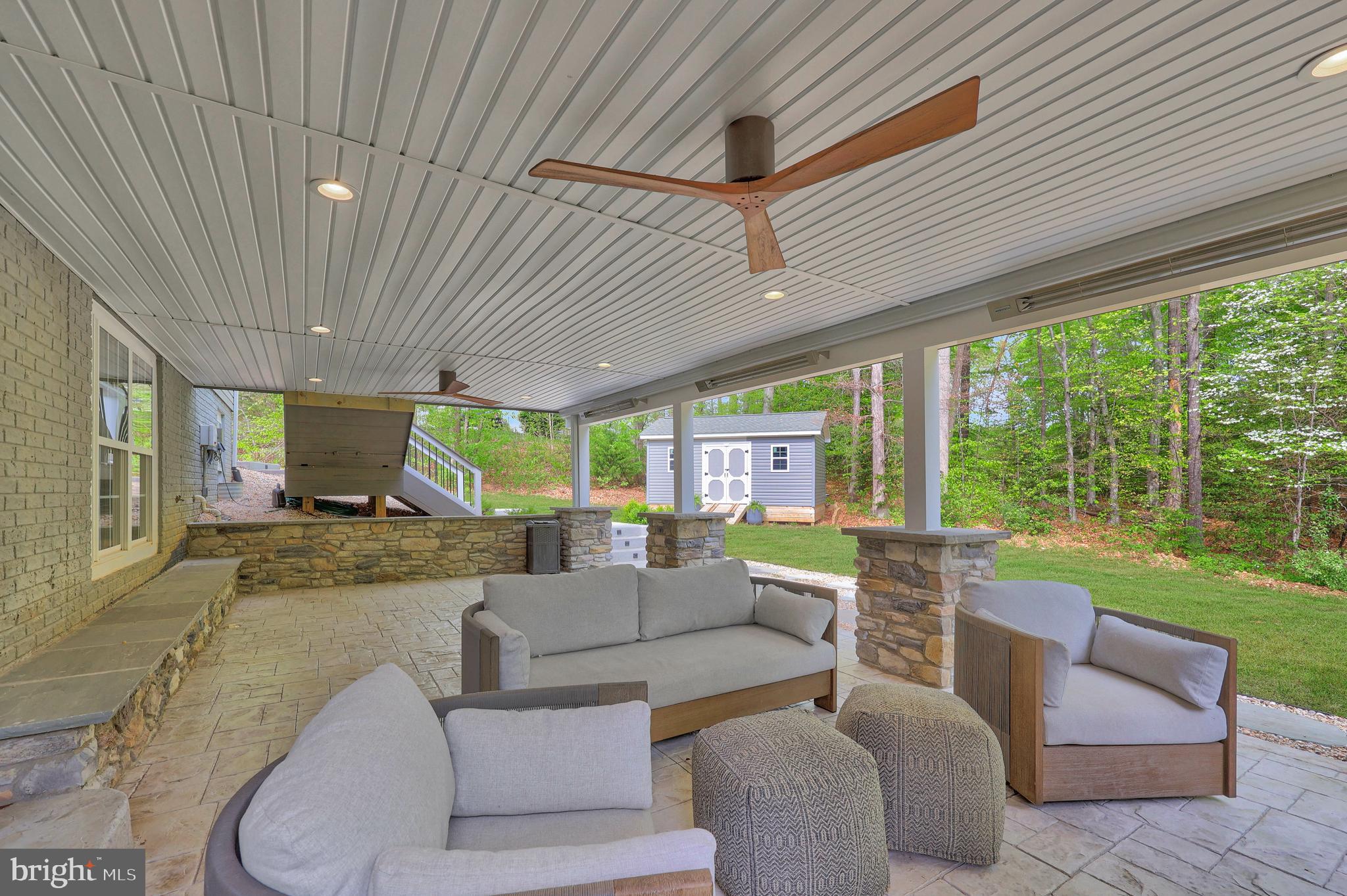 STUARTS CROSSING - Residential