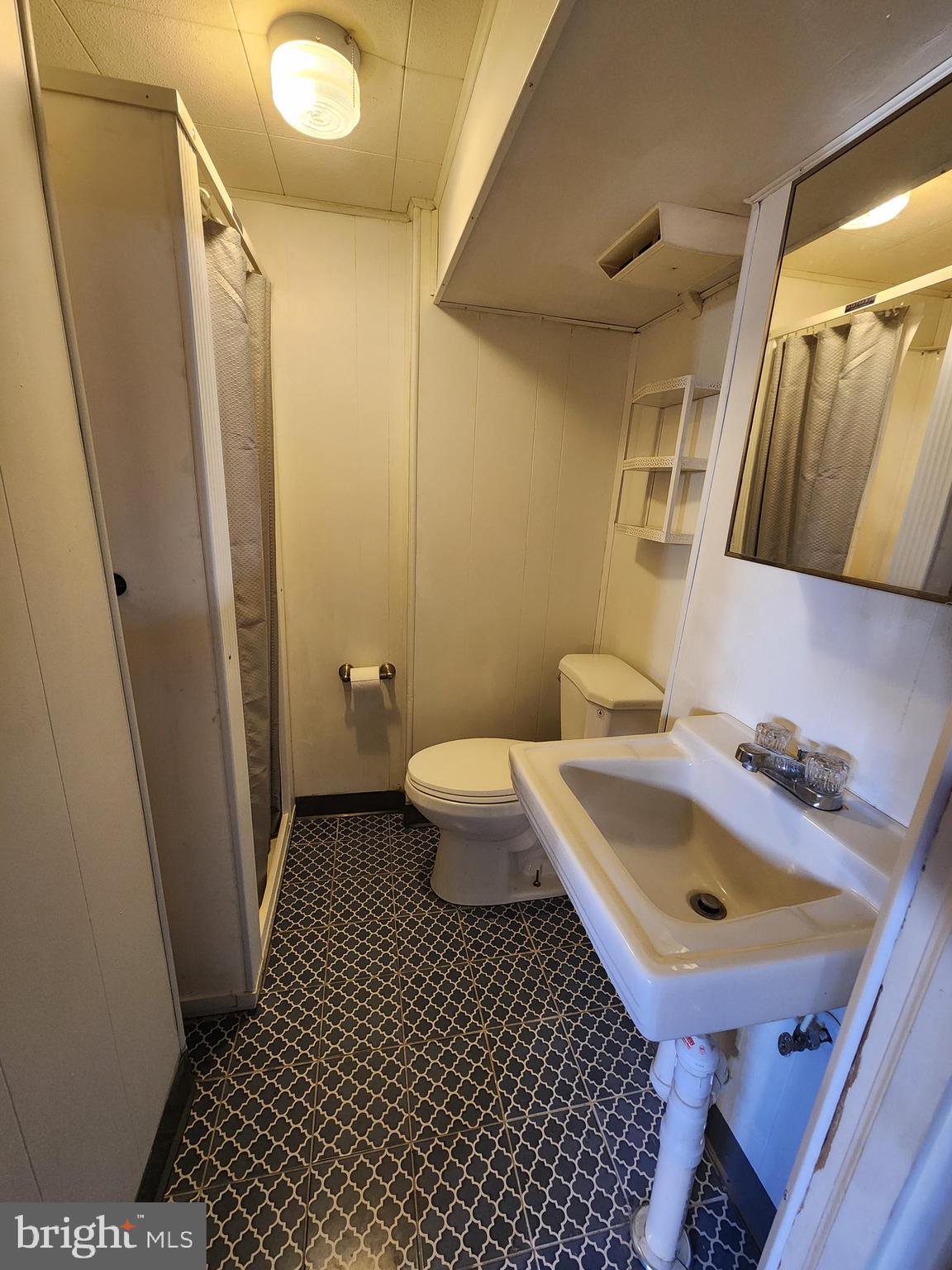 LOCH RAVEN VILLAGE - Residential Lease