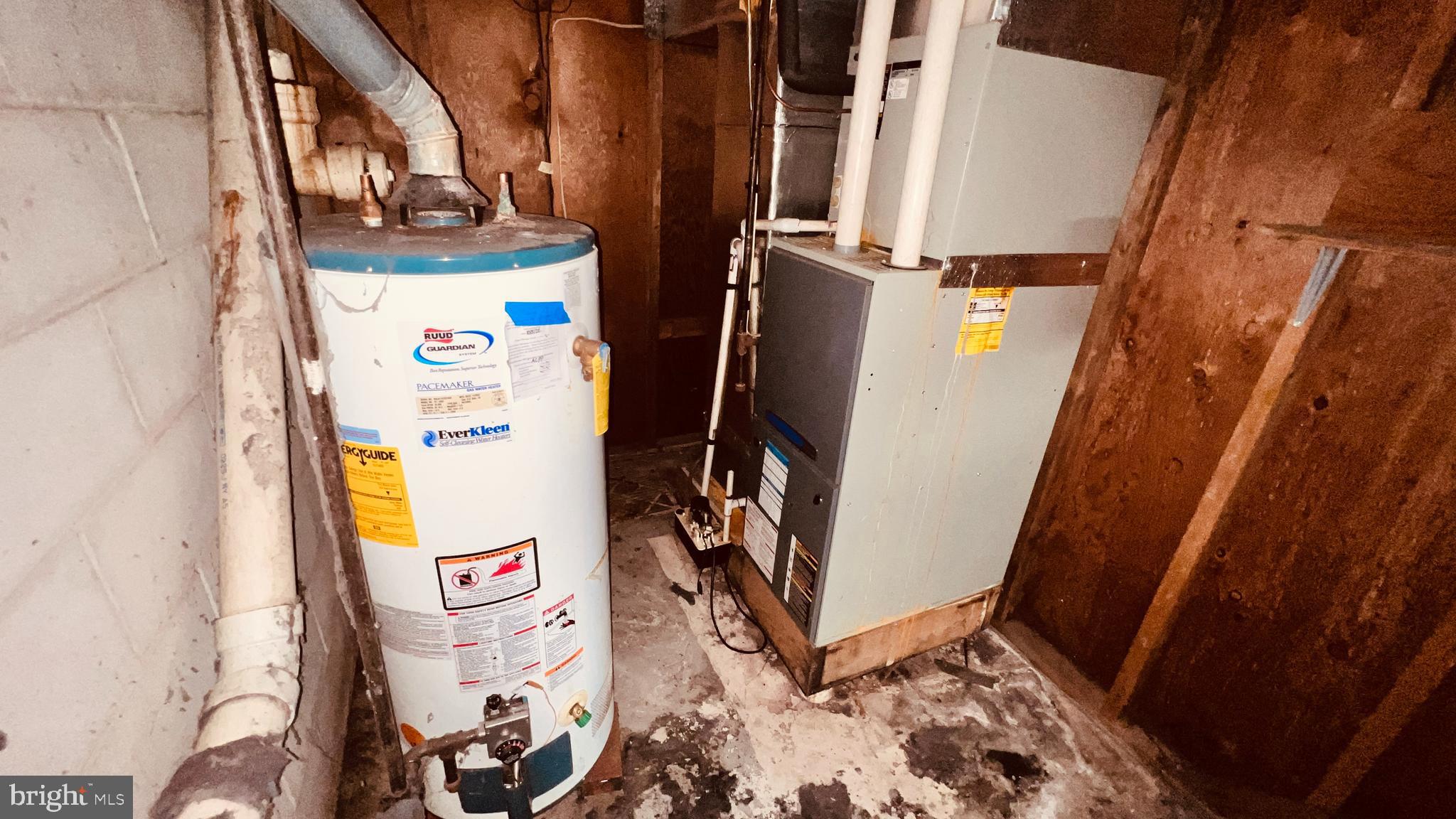 BLOOMINGTON - Residential