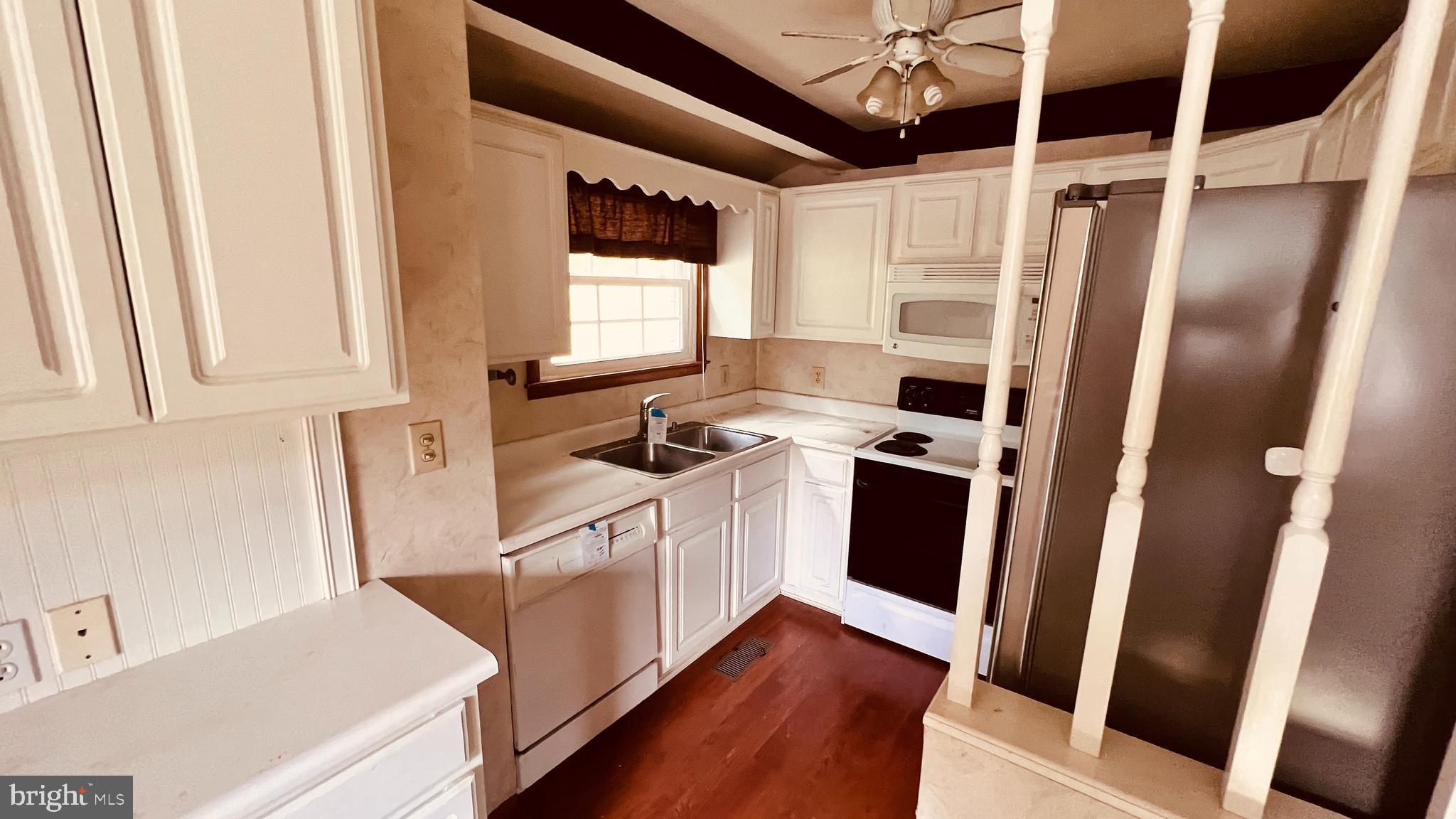 BLOOMINGTON - Residential