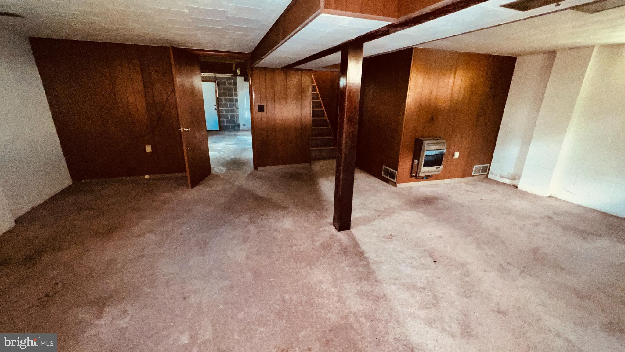 BLOOMINGTON - Residential