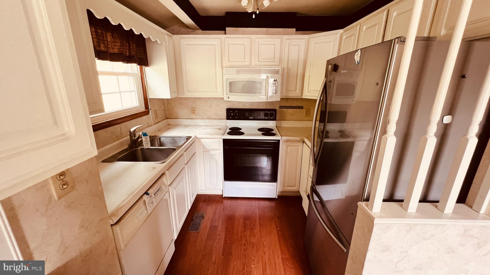 BLOOMINGTON - Residential