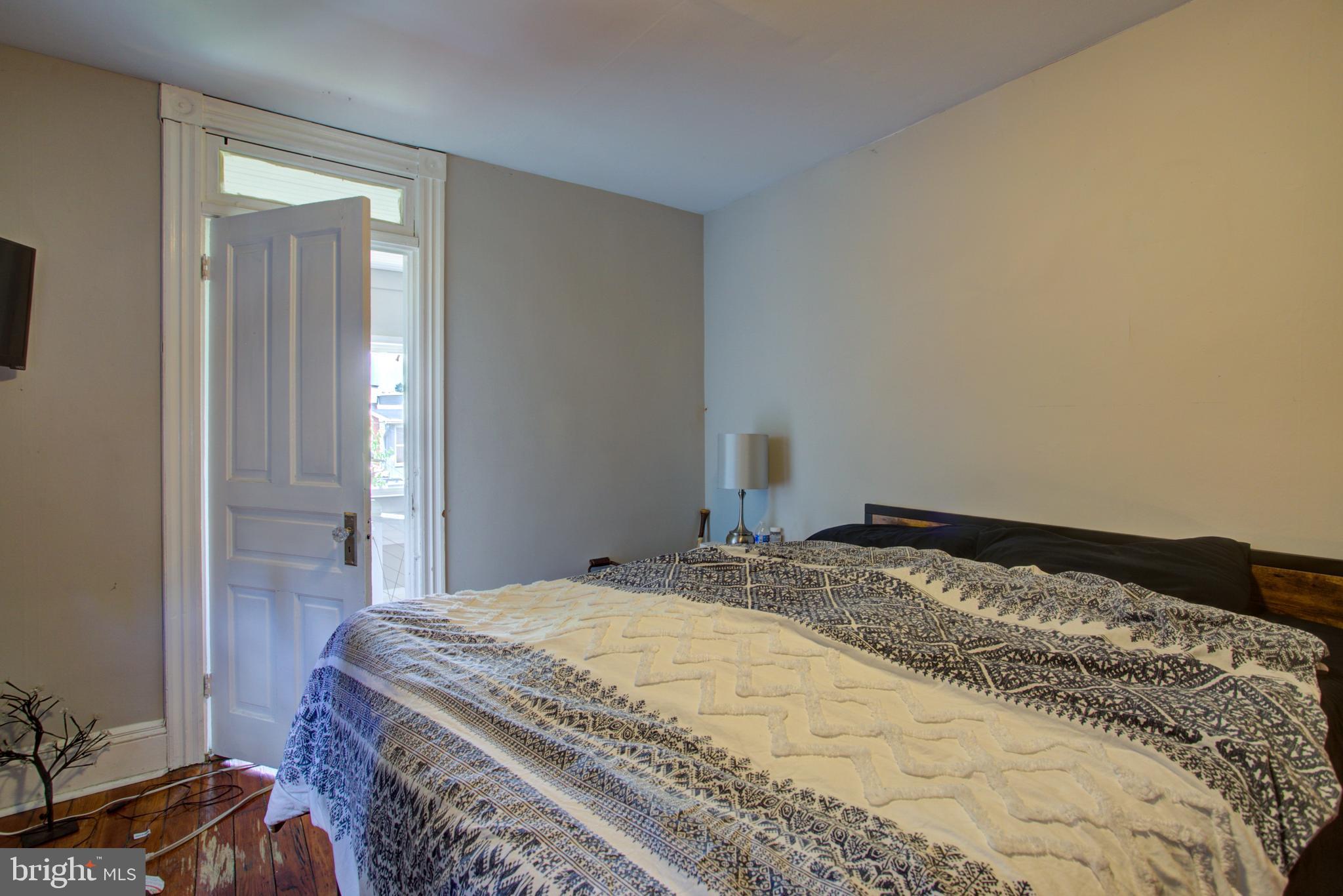 CHESTNUT HILL - Residential Income