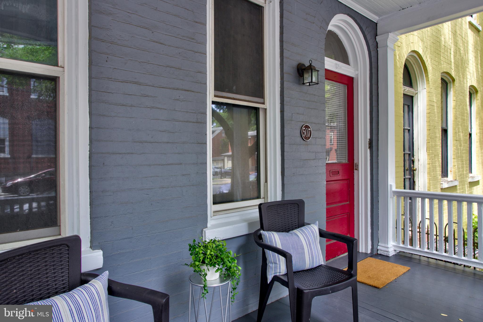 CHESTNUT HILL - Residential Income