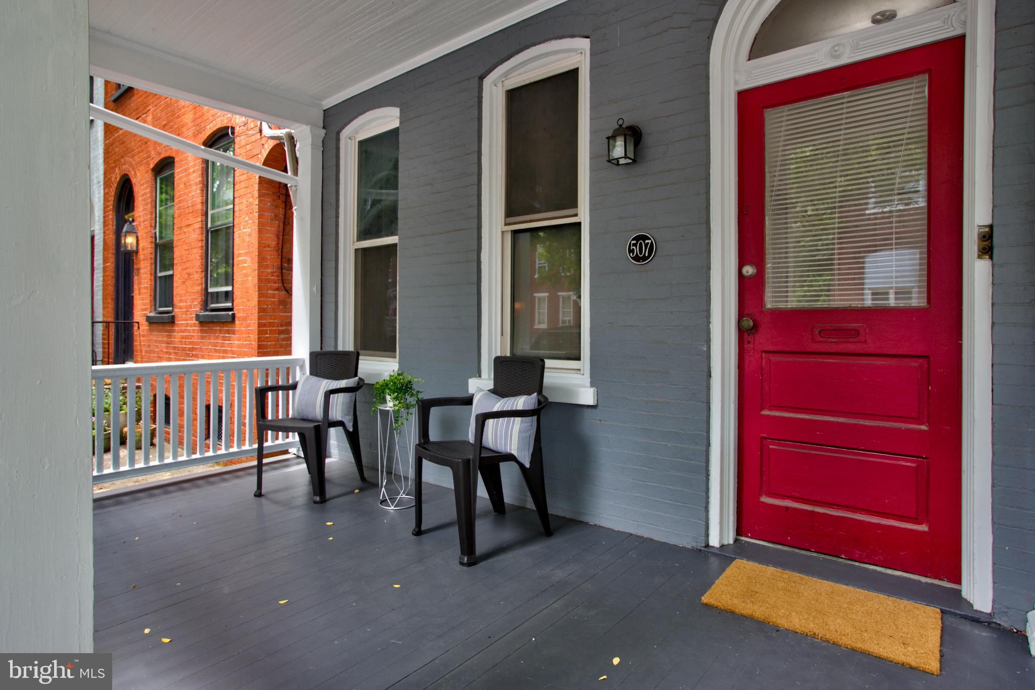 CHESTNUT HILL - Residential Income