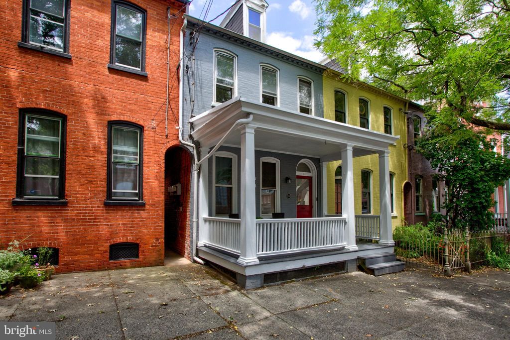 Photo of 507 W Walnut Street, Lancaster, PA 17603 (MLS # PALA2052974)