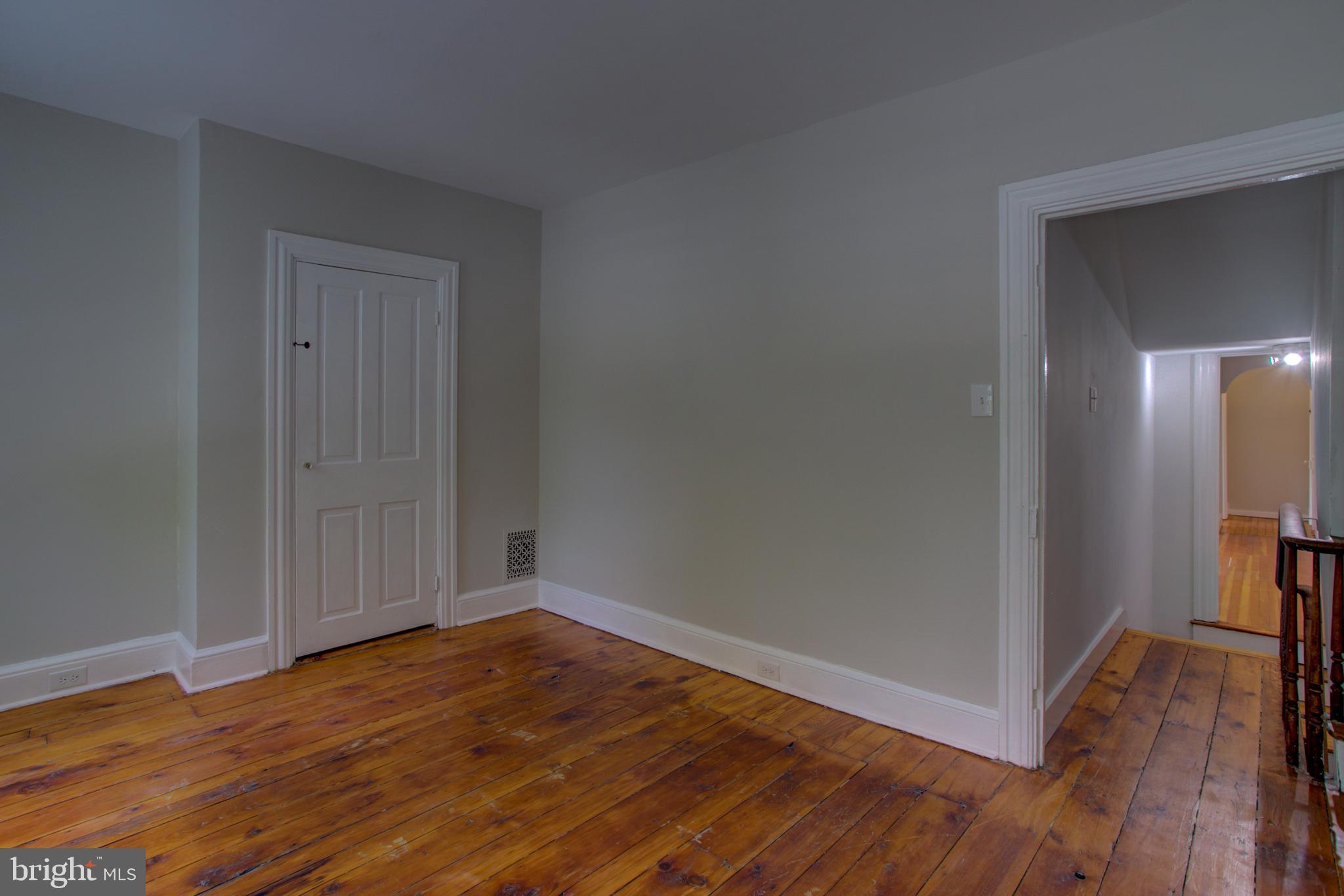 CHESTNUT HILL - Residential Income