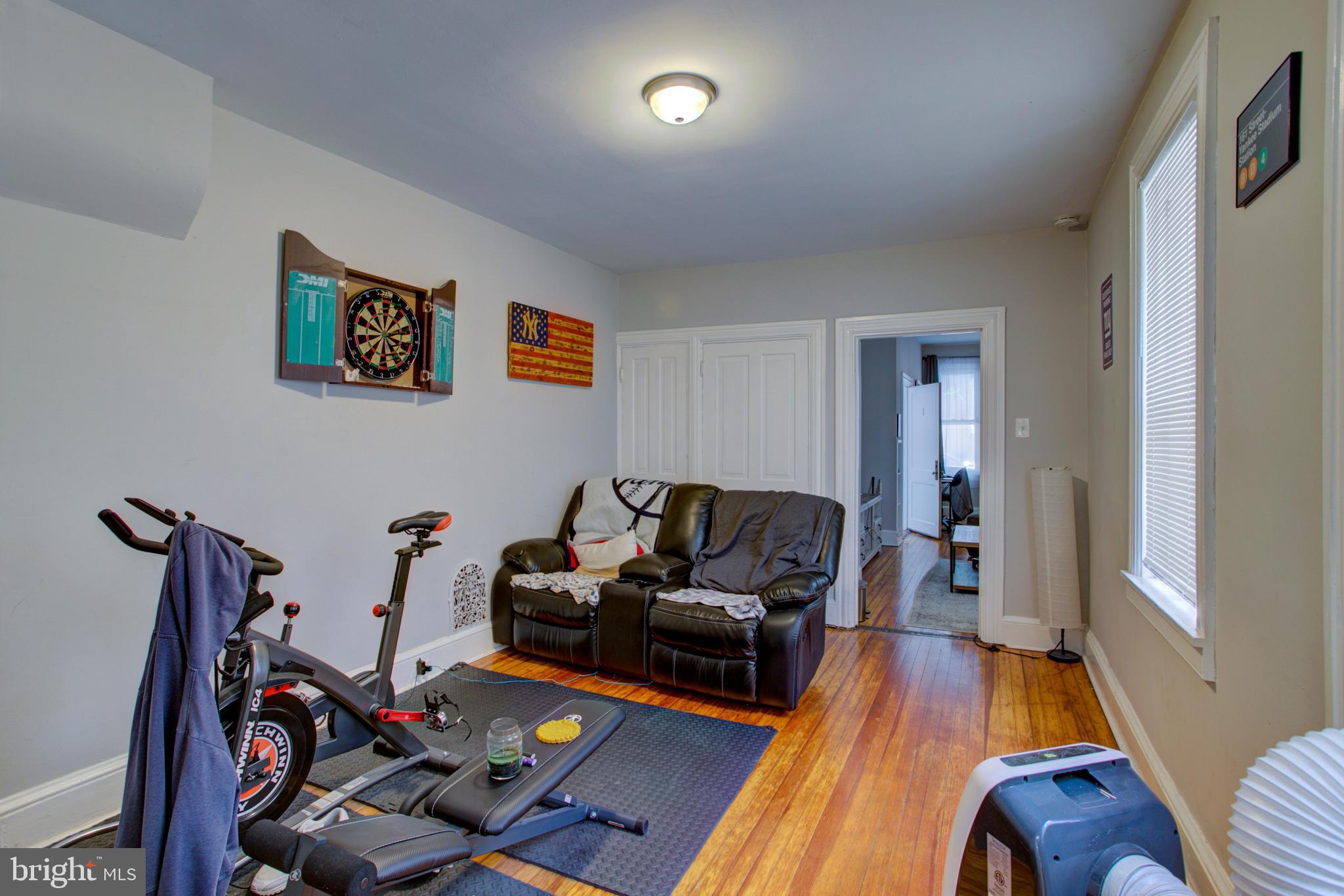 CHESTNUT HILL - Residential Income