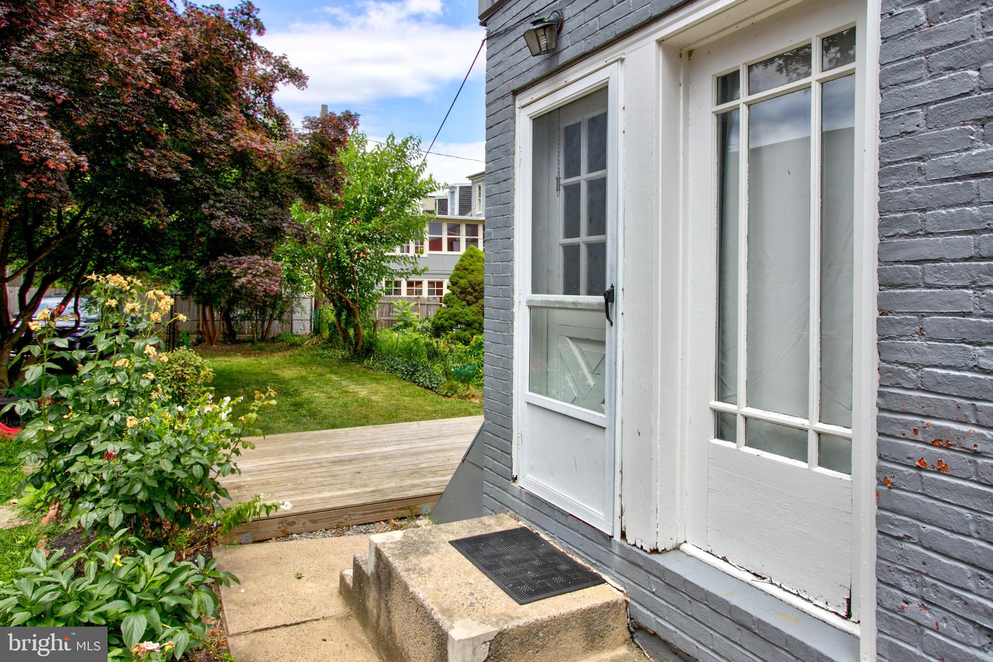 CHESTNUT HILL - Residential Income