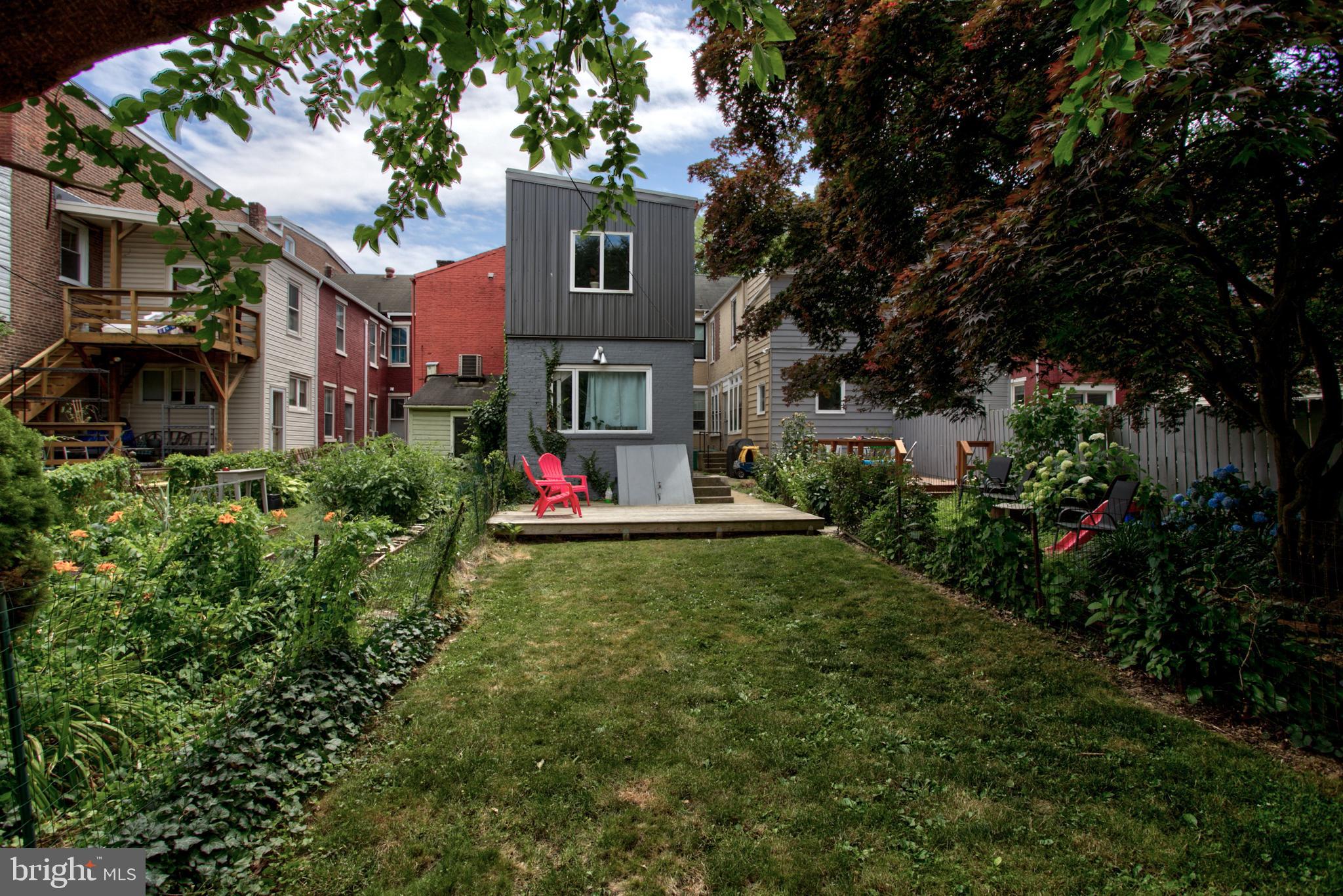 CHESTNUT HILL - Residential Income