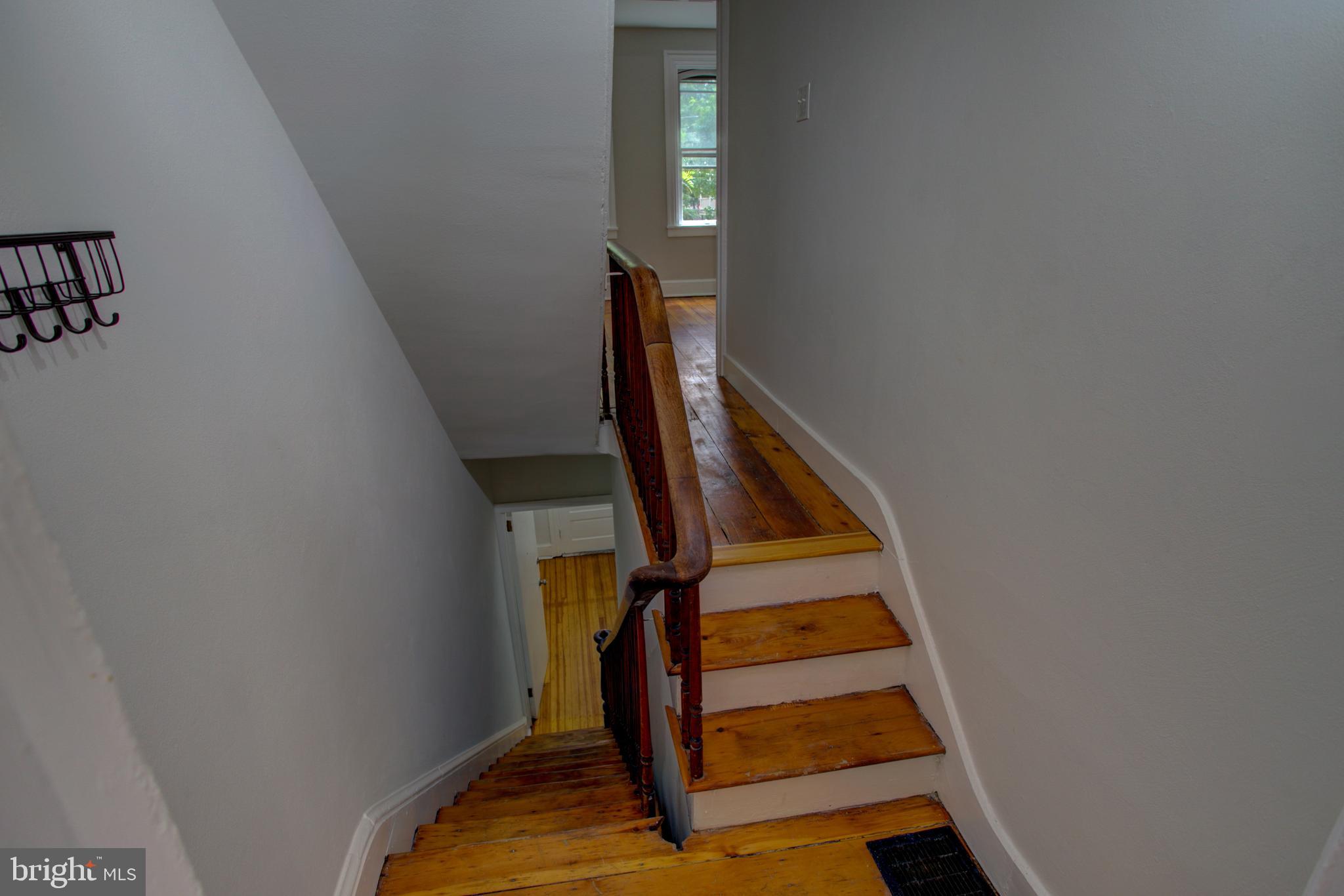 CHESTNUT HILL - Residential Income