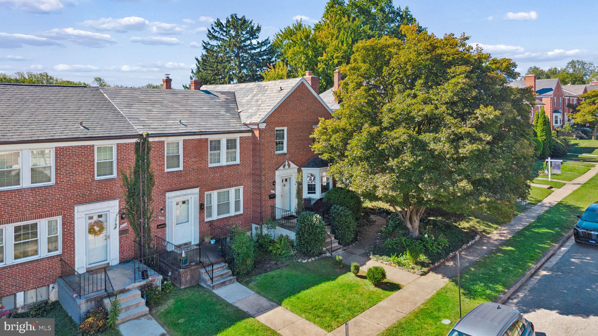 6119 REGENT PARK ROAD