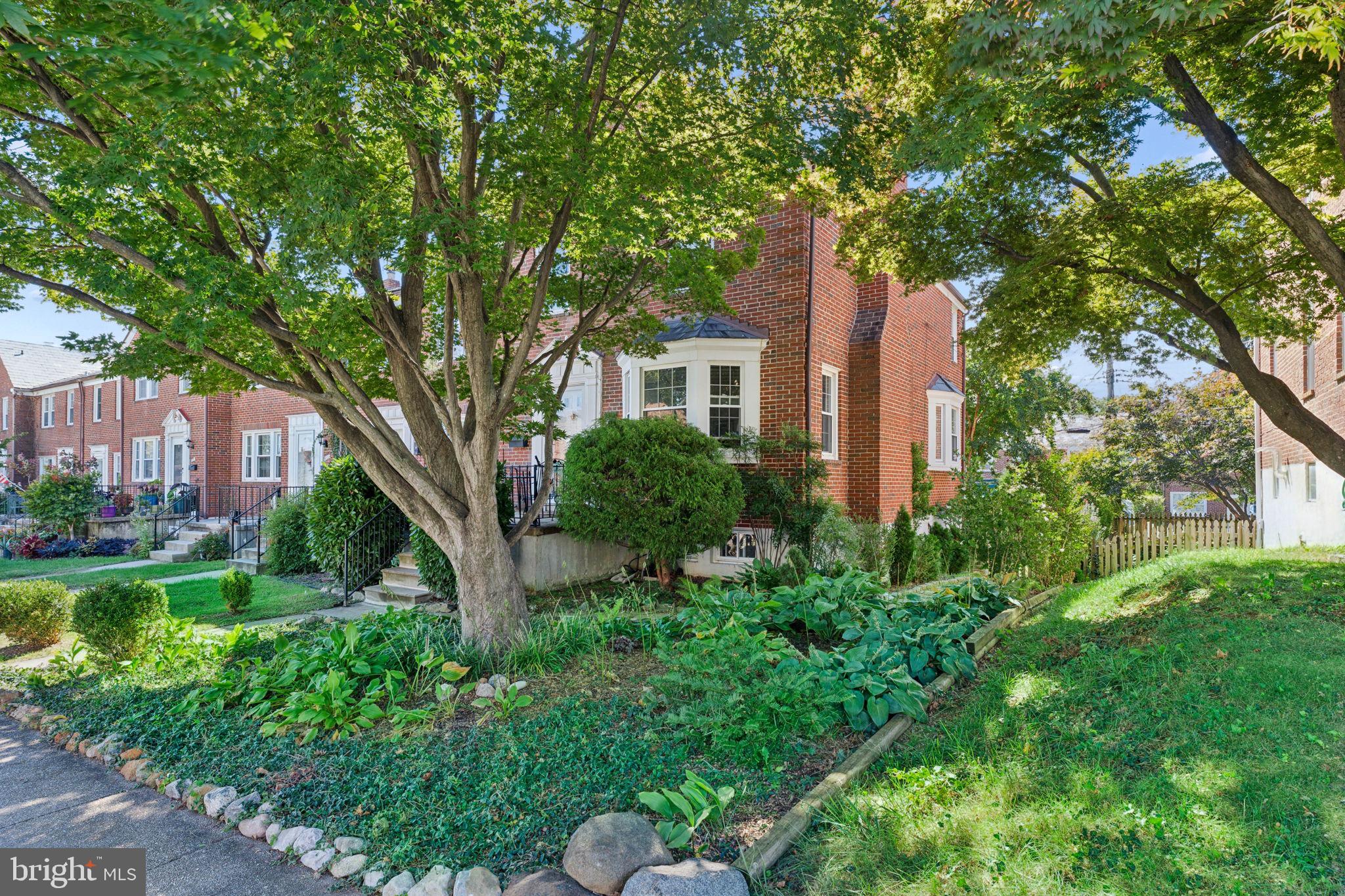 6119 REGENT PARK ROAD