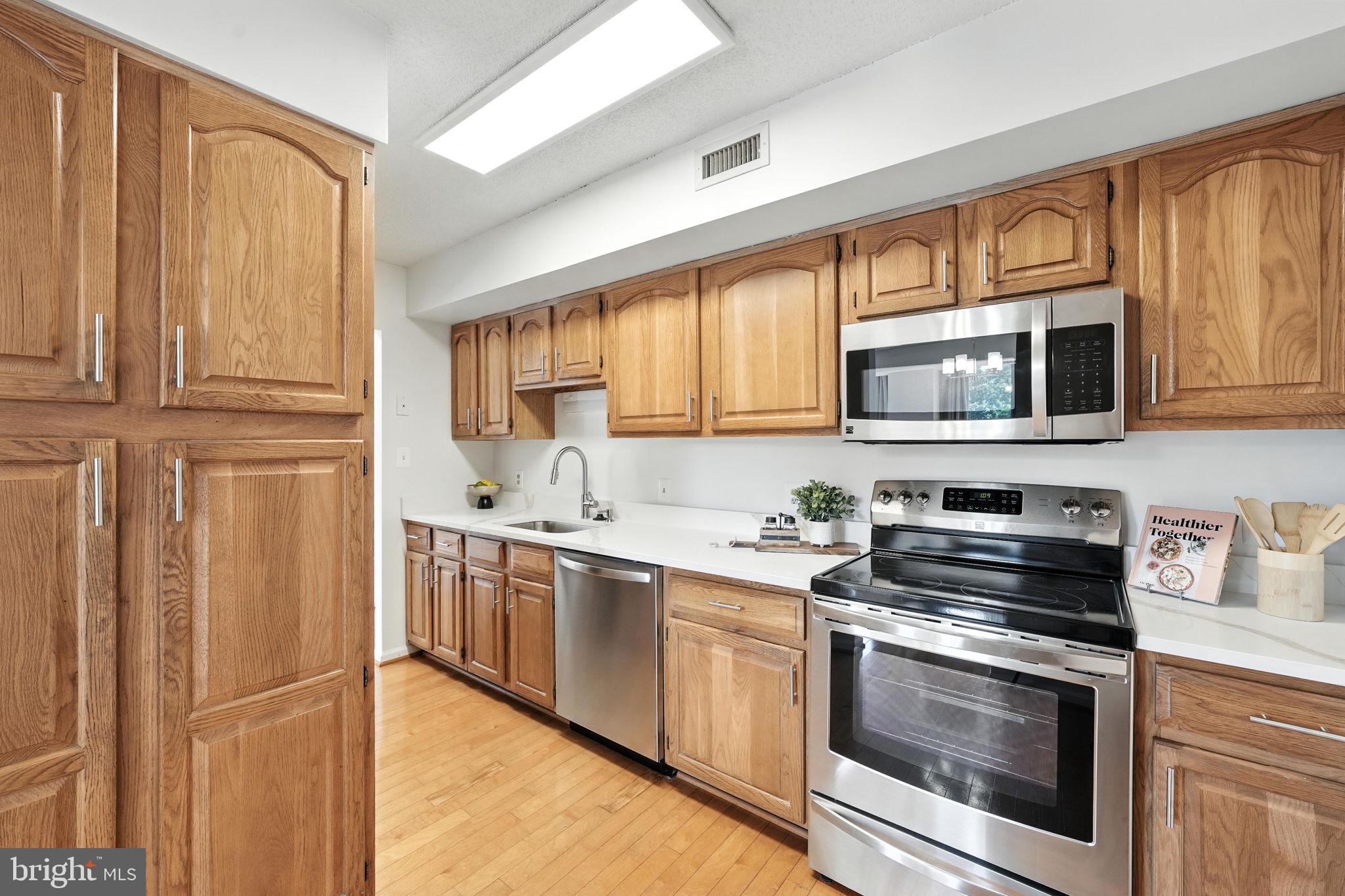 2230 GEORGE C MARSHALL DRIVE 814