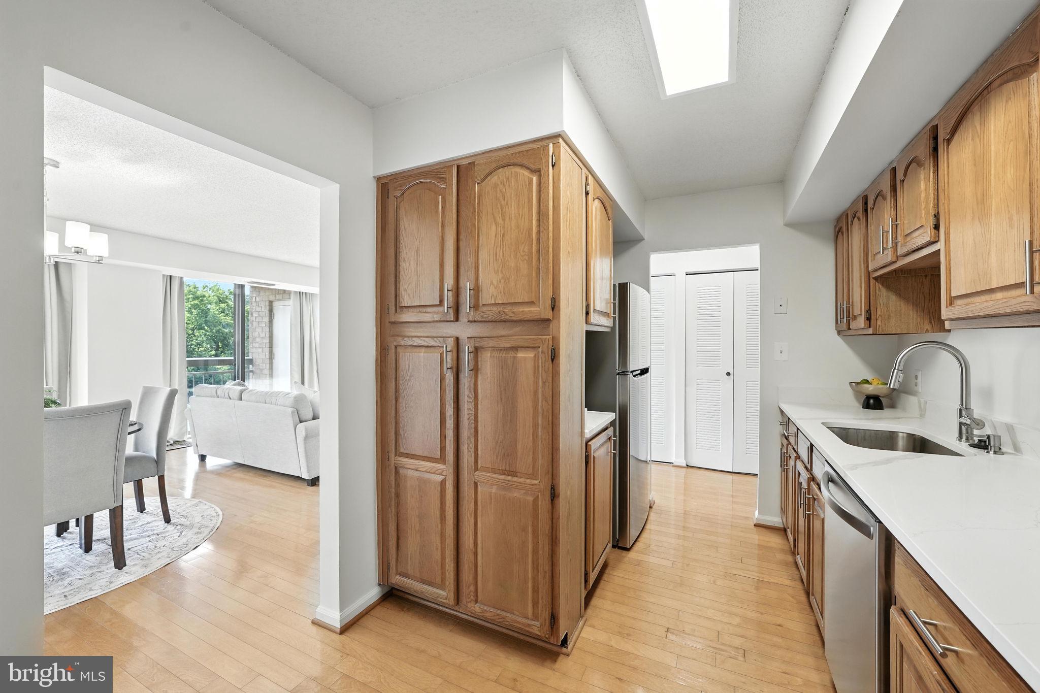2230 GEORGE C MARSHALL DRIVE 814