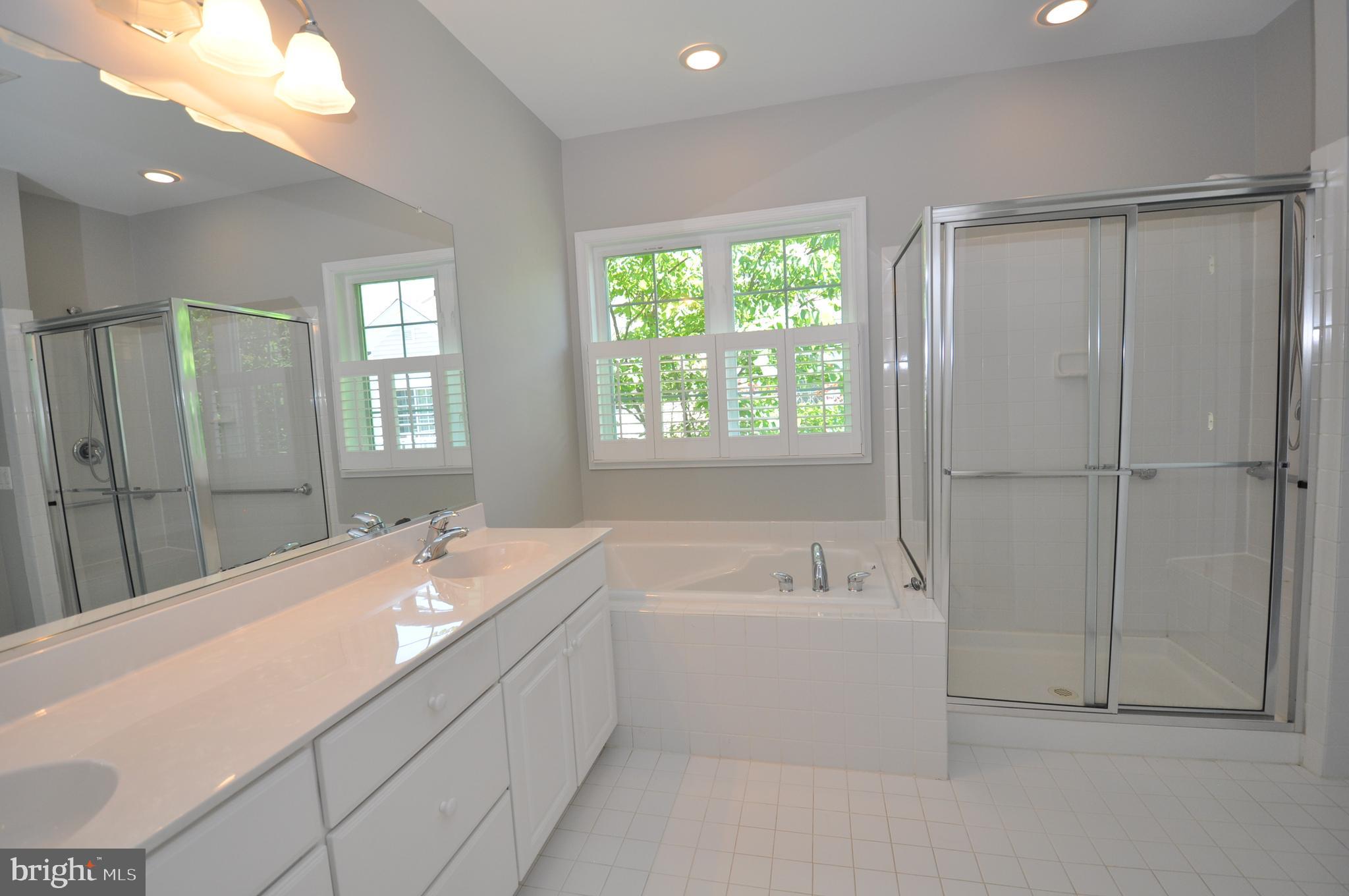 SPRING HILL - Residential Lease