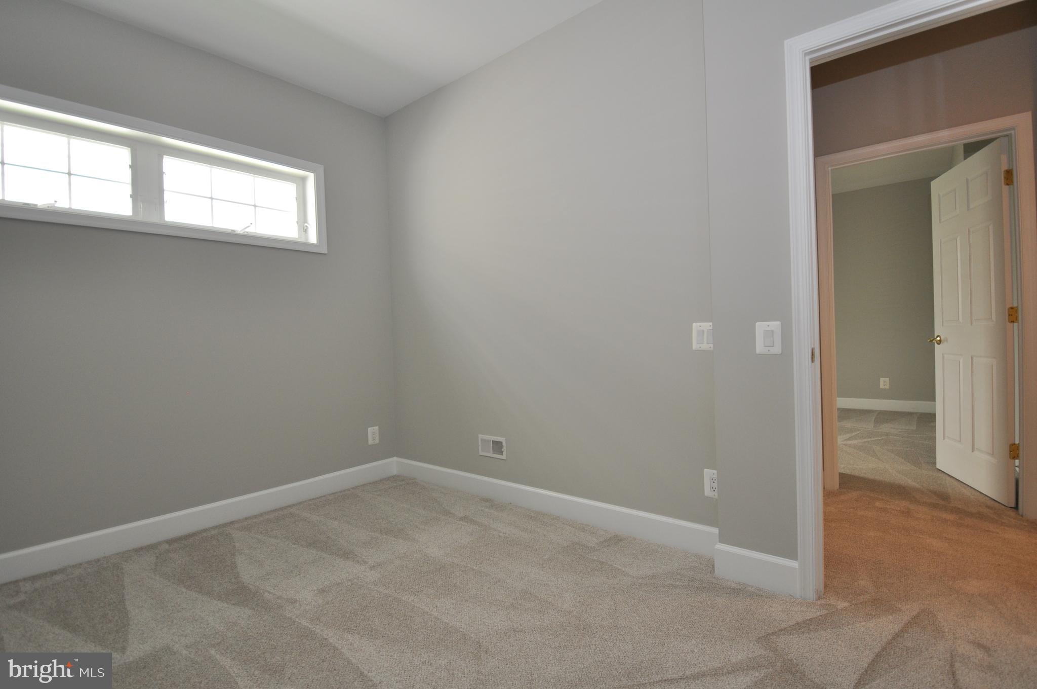 SPRING HILL - Residential Lease