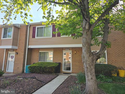 Photo of 1052 Pendleton Court, VOORHEES, NJ 08043 (MLS # NJCD2116350)
