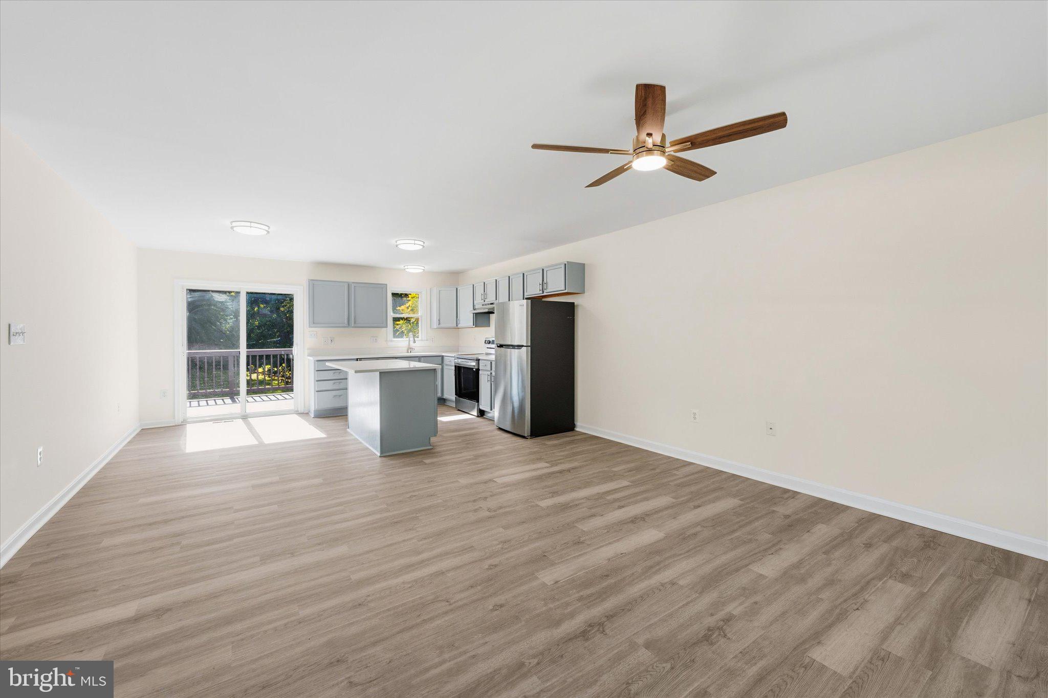 88 JOHN E MANN STREET
