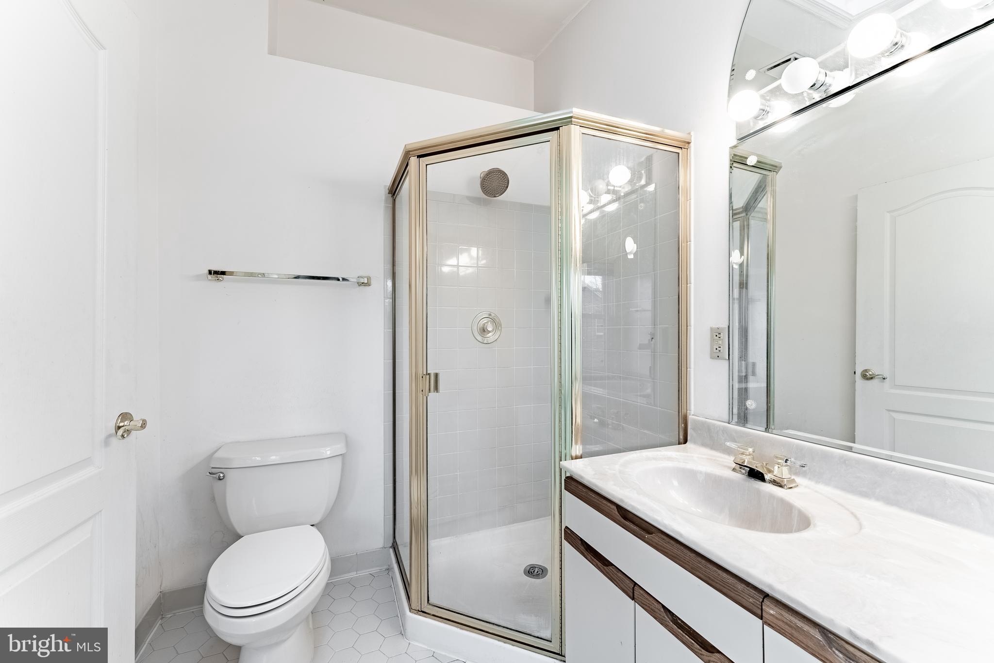 MERRY OAKS - Residential