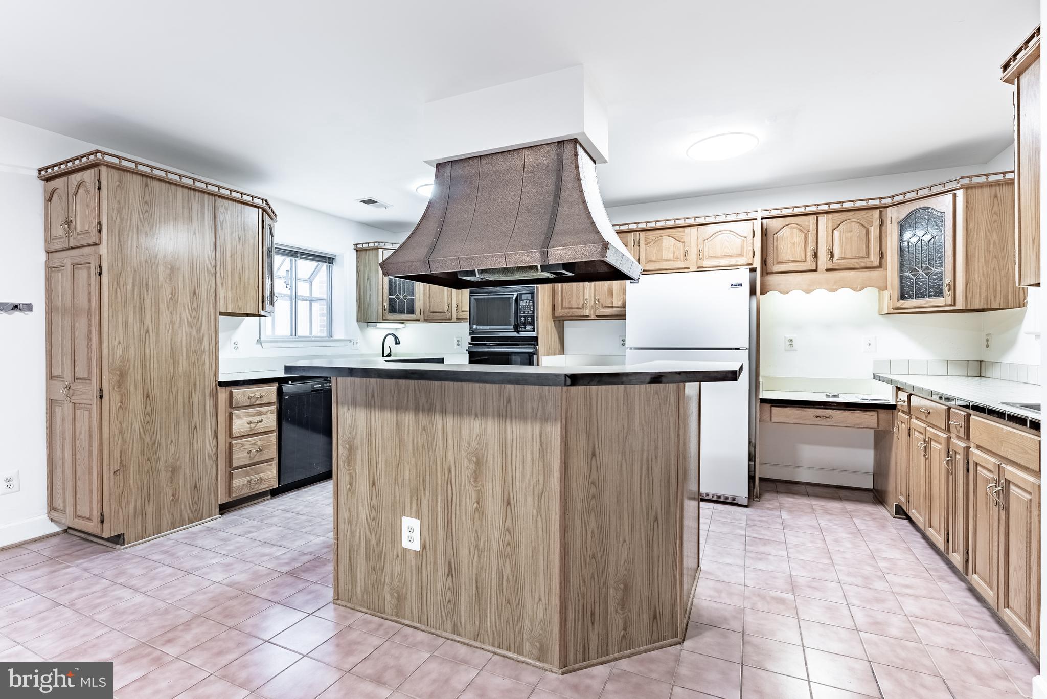 MERRY OAKS - Residential