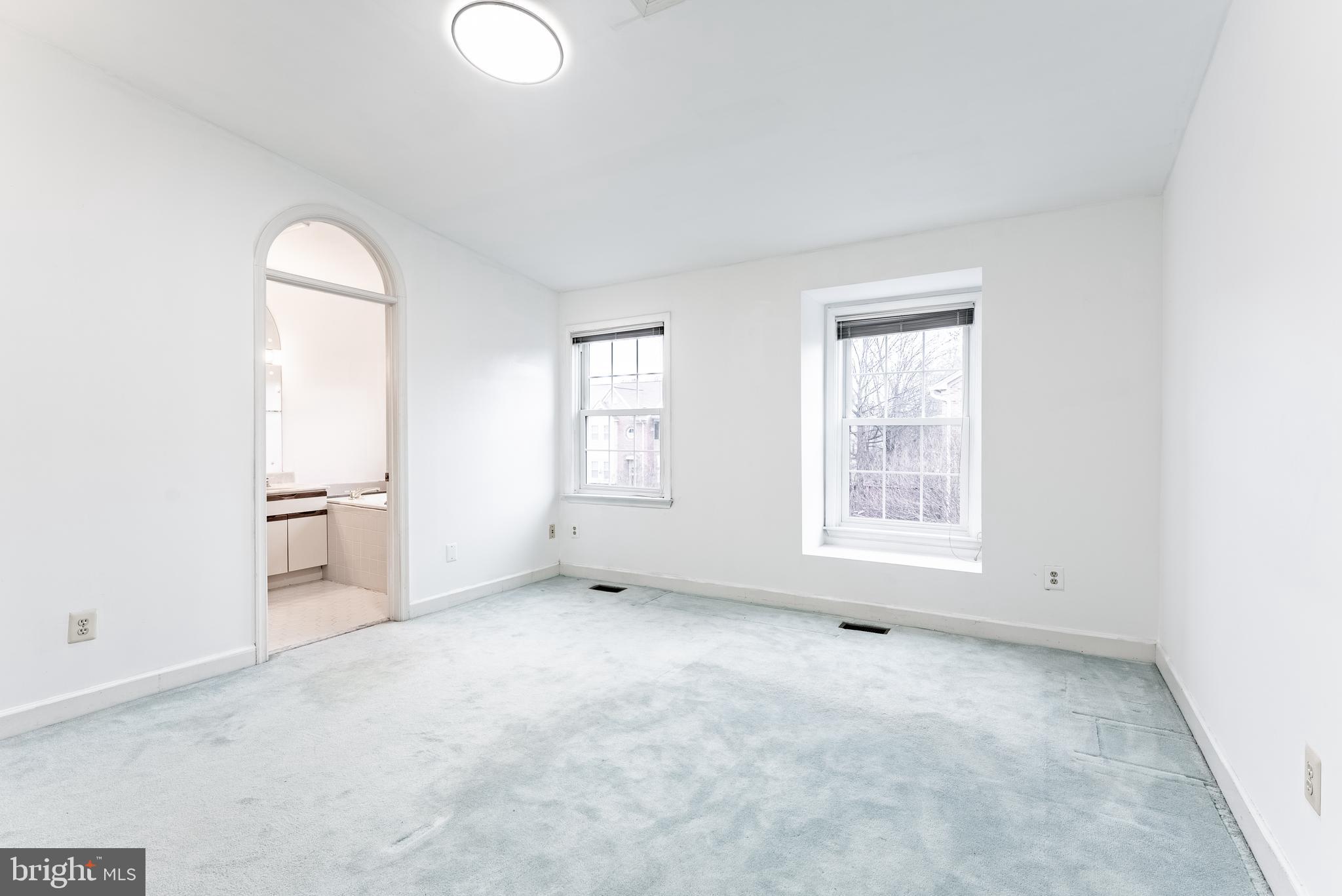 MERRY OAKS - Residential