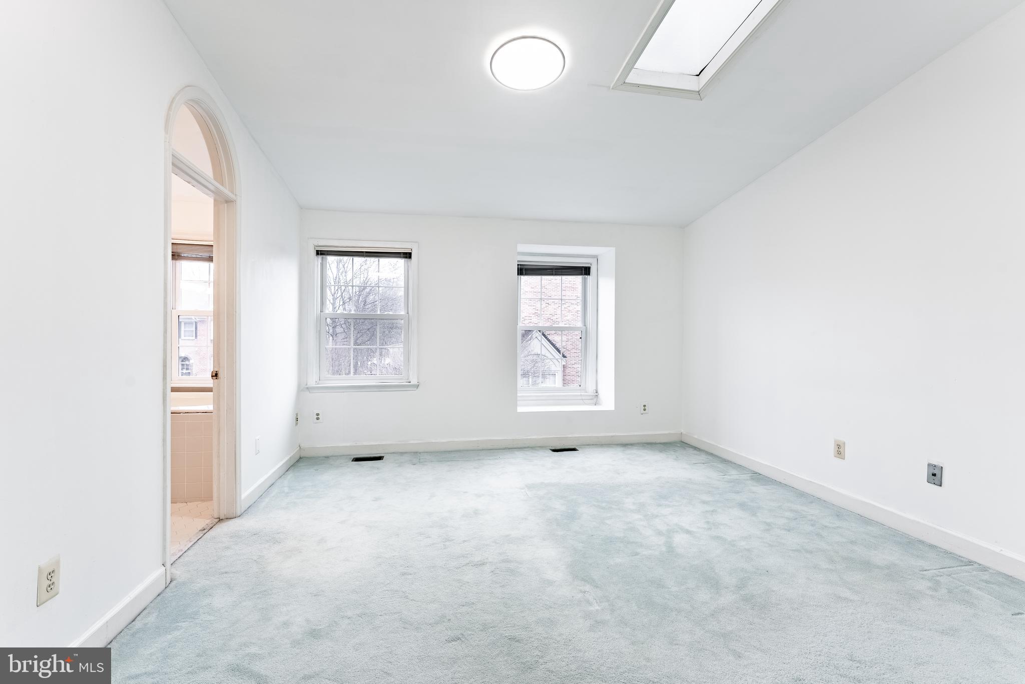 MERRY OAKS - Residential