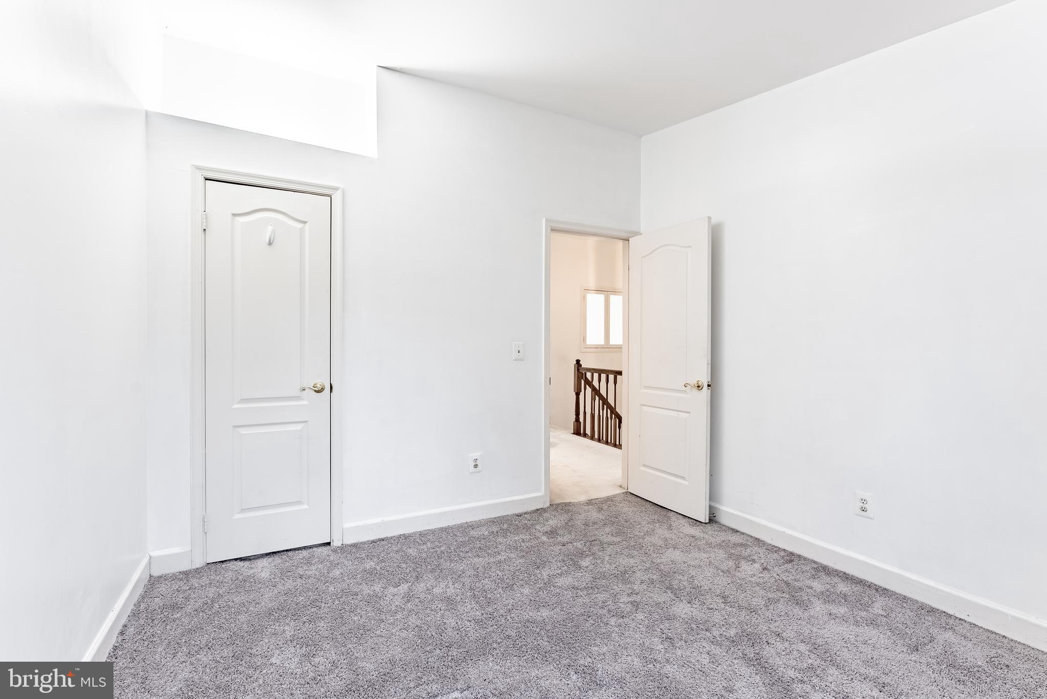 MERRY OAKS - Residential